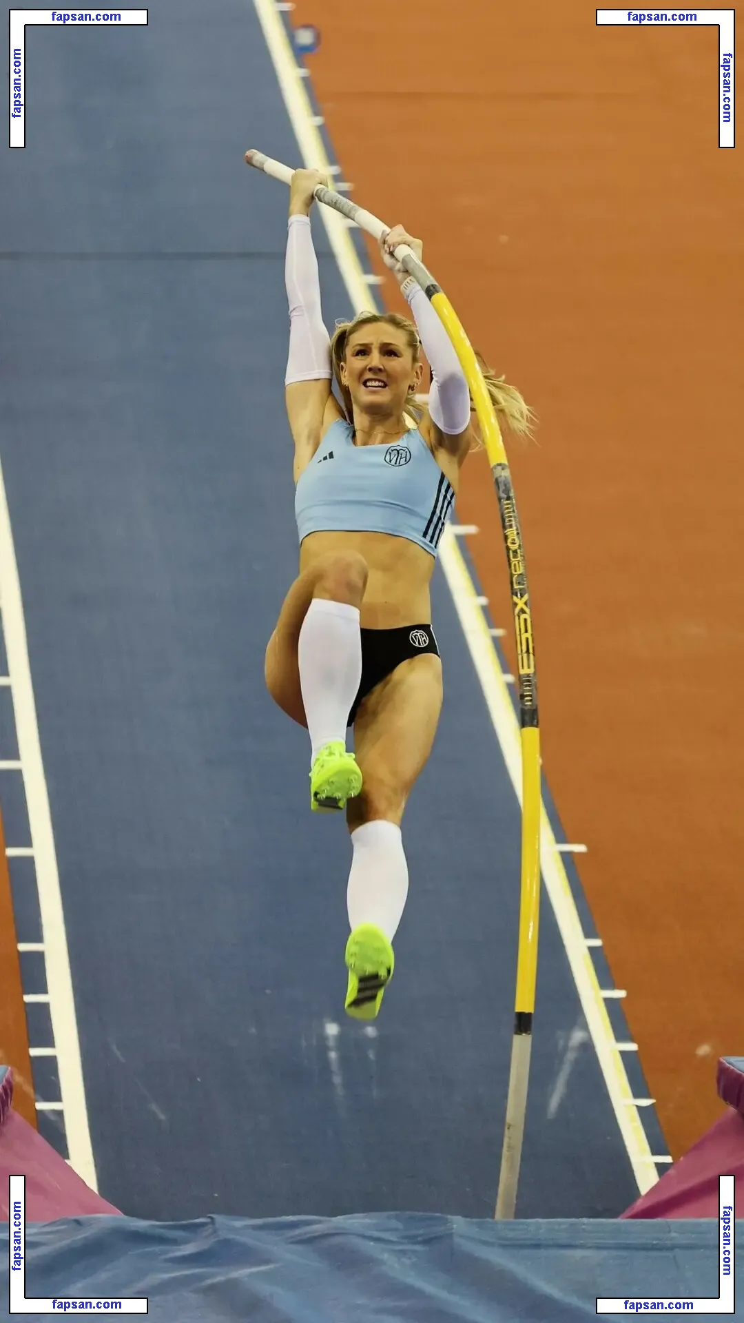 Molly Caudery голая фото #0097 с Онлифанс