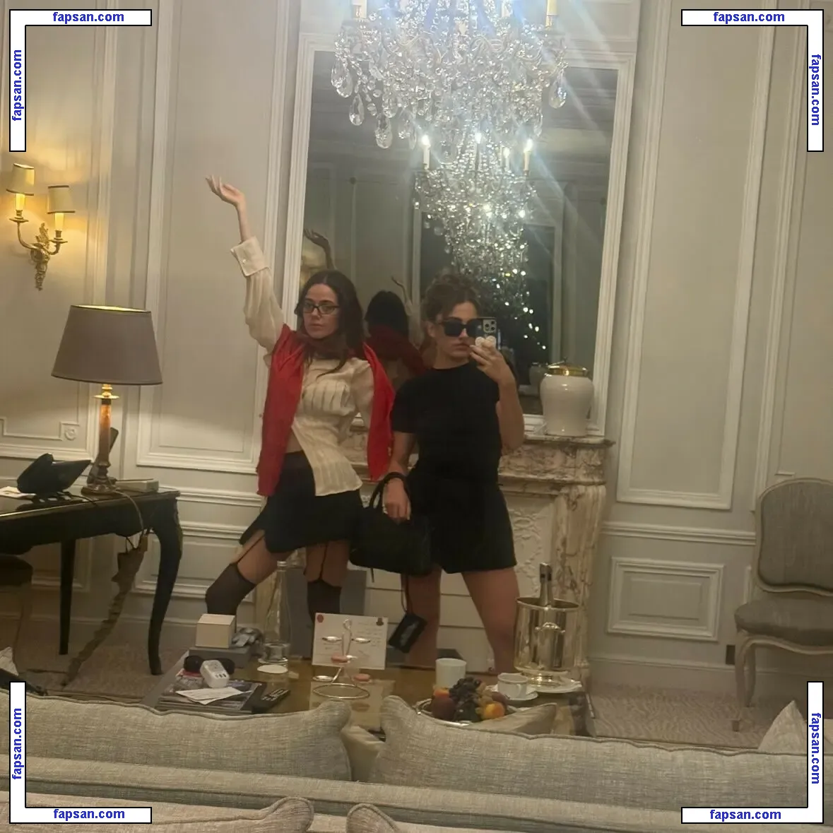 Molly Gordon голая фото #0190 с Онлифанс