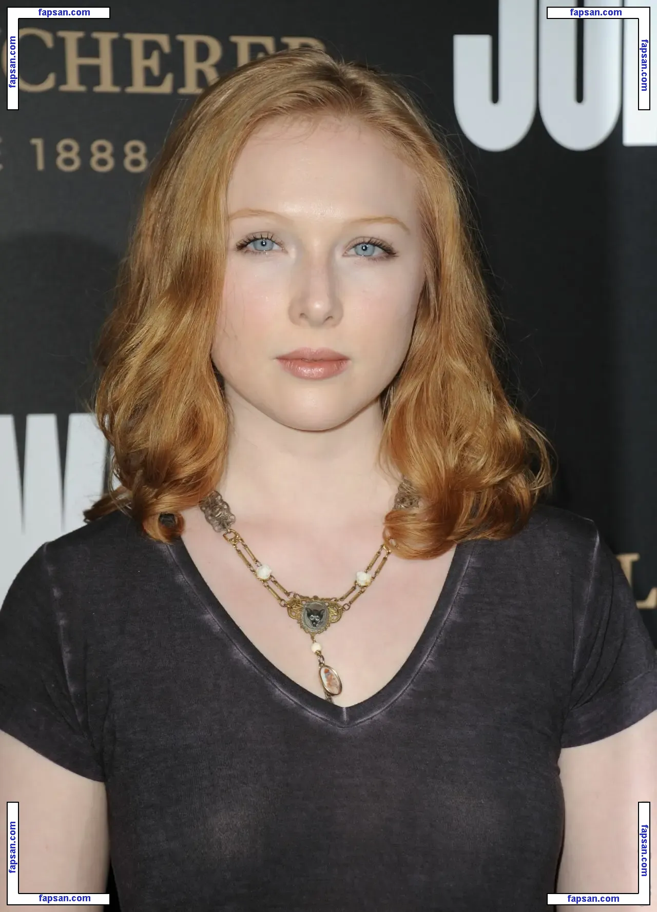 Molly Quinn nude photo #0093 from OnlyFans