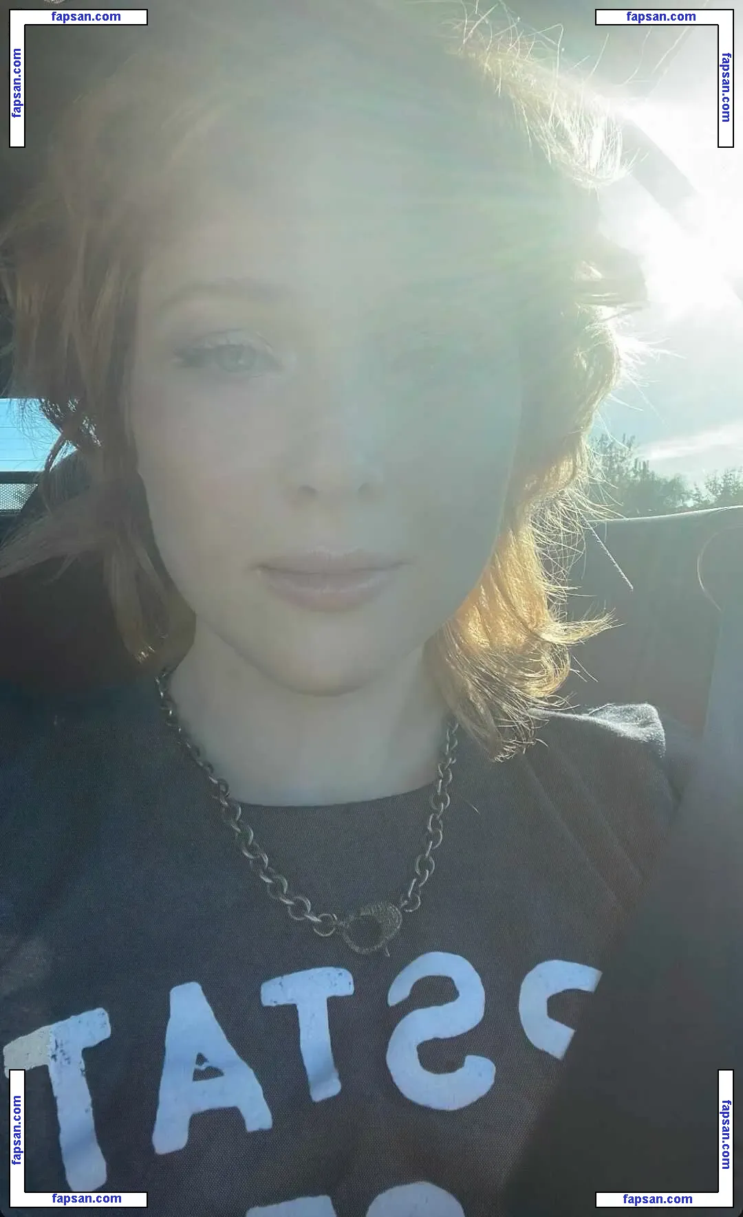 Molly Quinn nude photo #0100 from OnlyFans