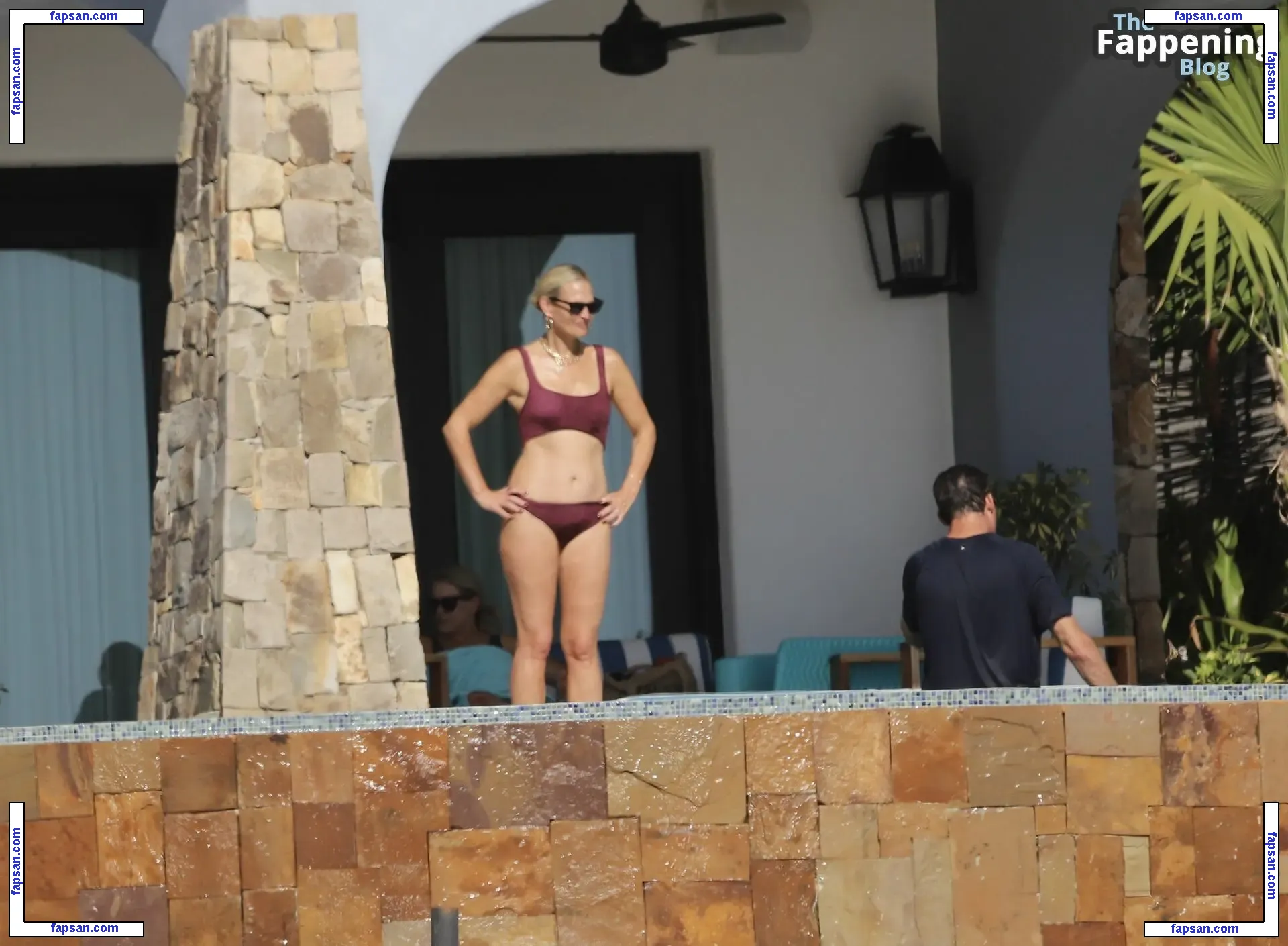 Molly Sims nude photo #0535 from OnlyFans