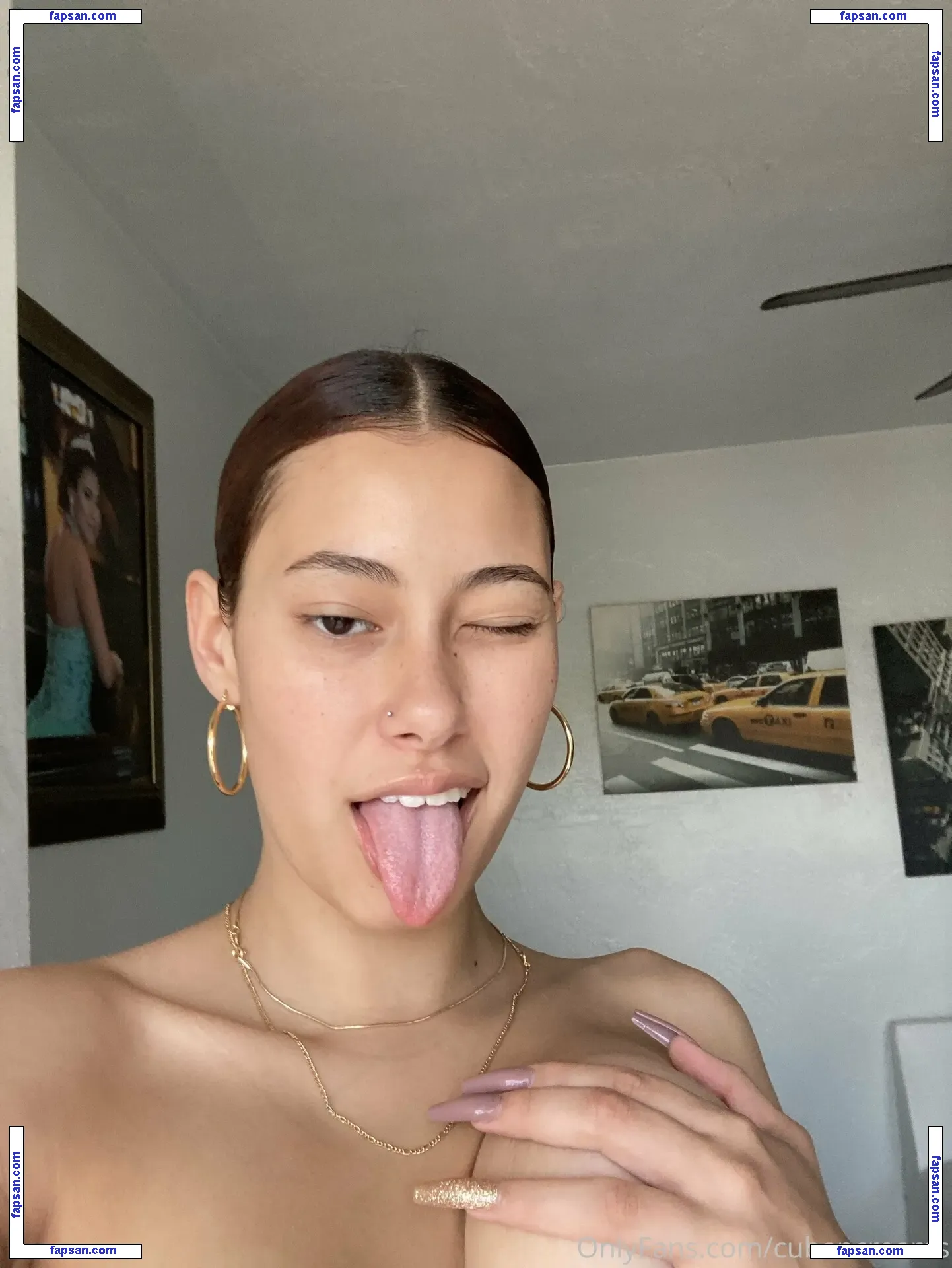 mollycreamss nude photo #0001 from OnlyFans