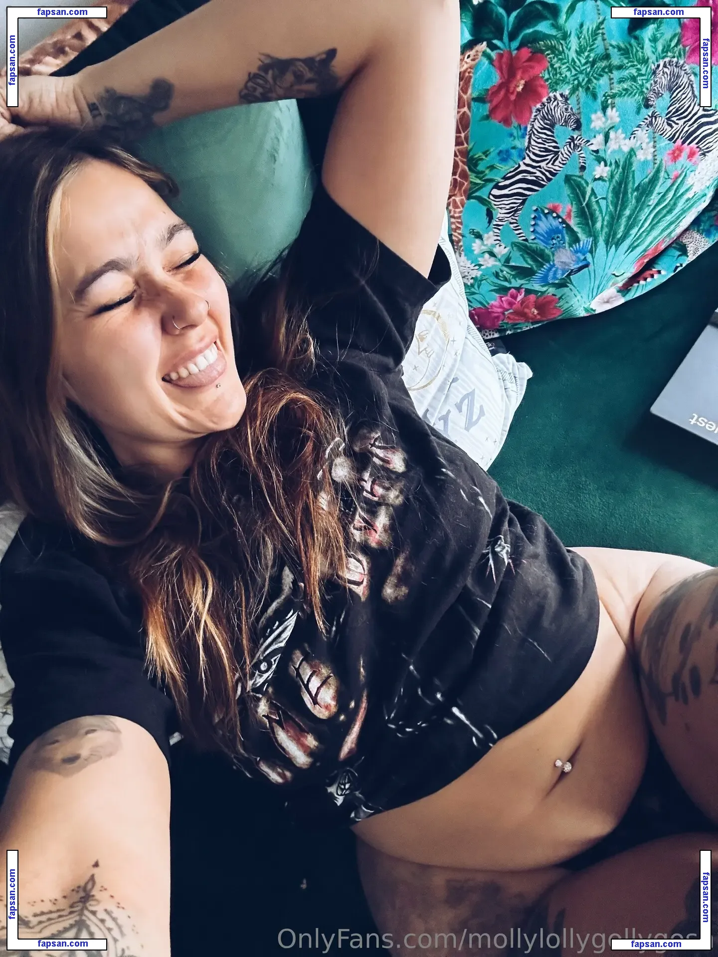 mollylollygollygosh nude photo #0011 from OnlyFans