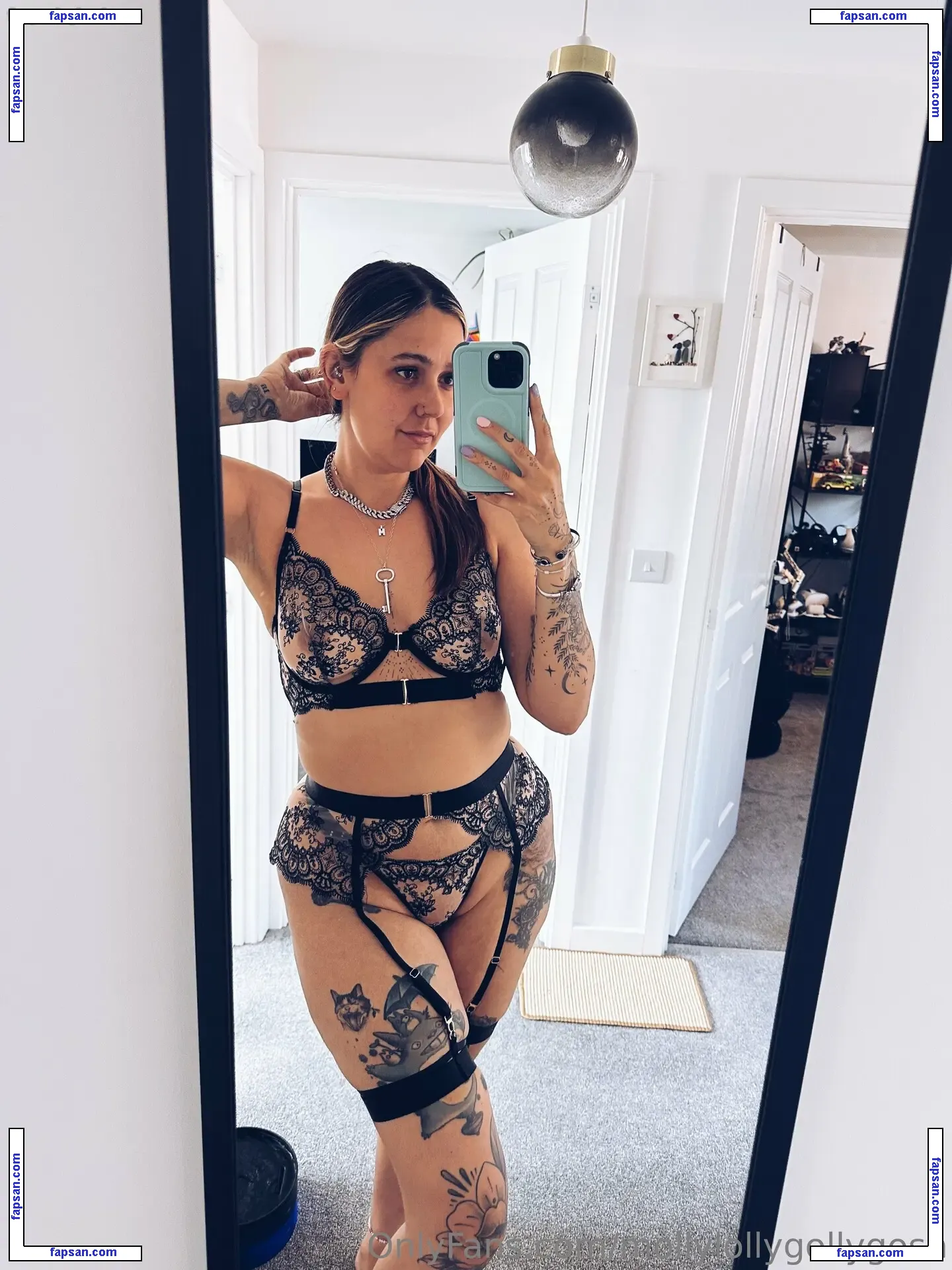 mollylollygollygosh nude photo #0013 from OnlyFans