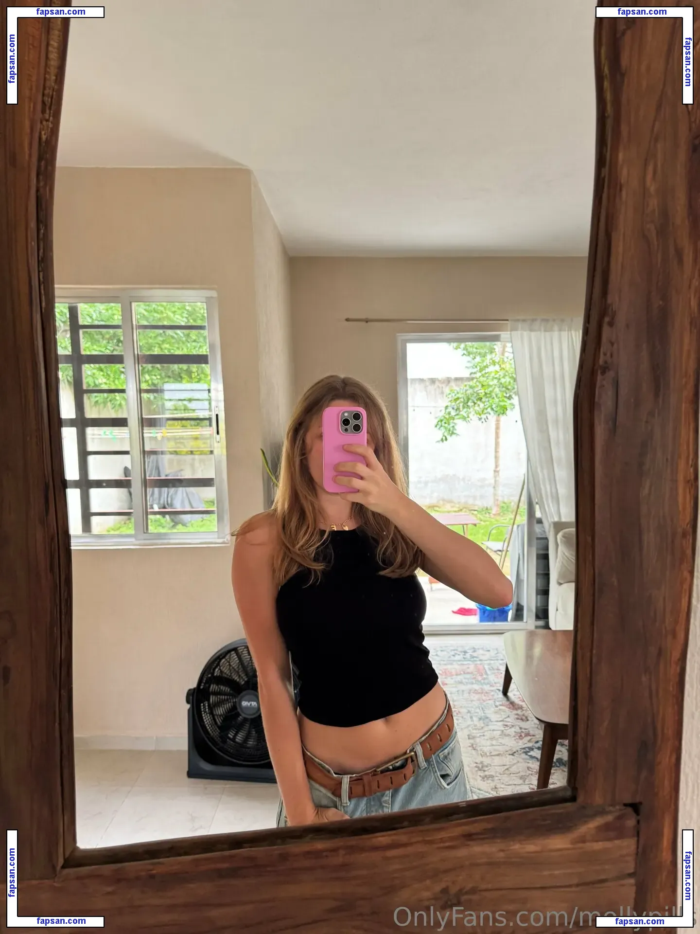 Mollypills nude photo #0080 from OnlyFans