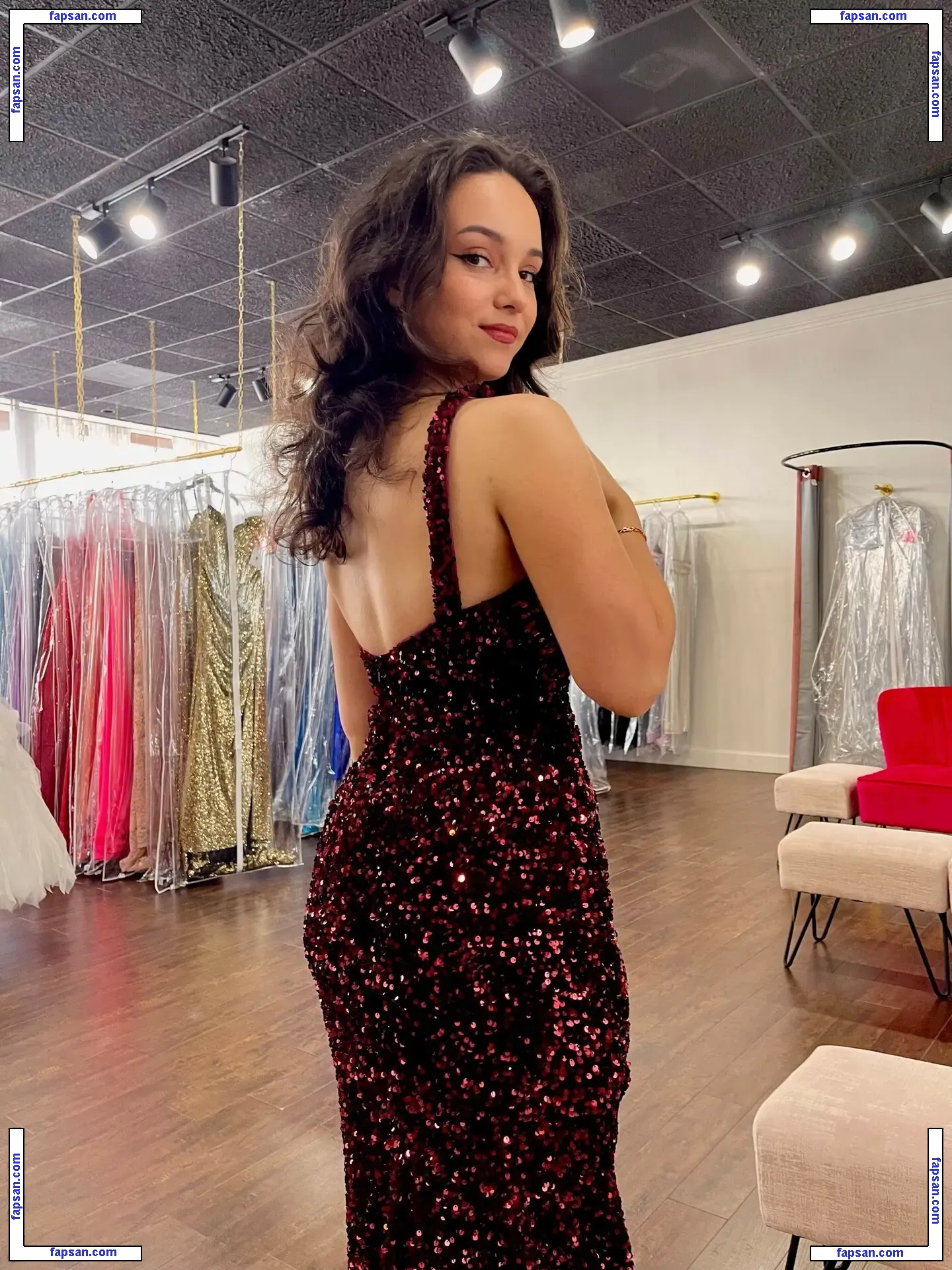 MollyReedOnly голая фото #0010 с Онлифанс