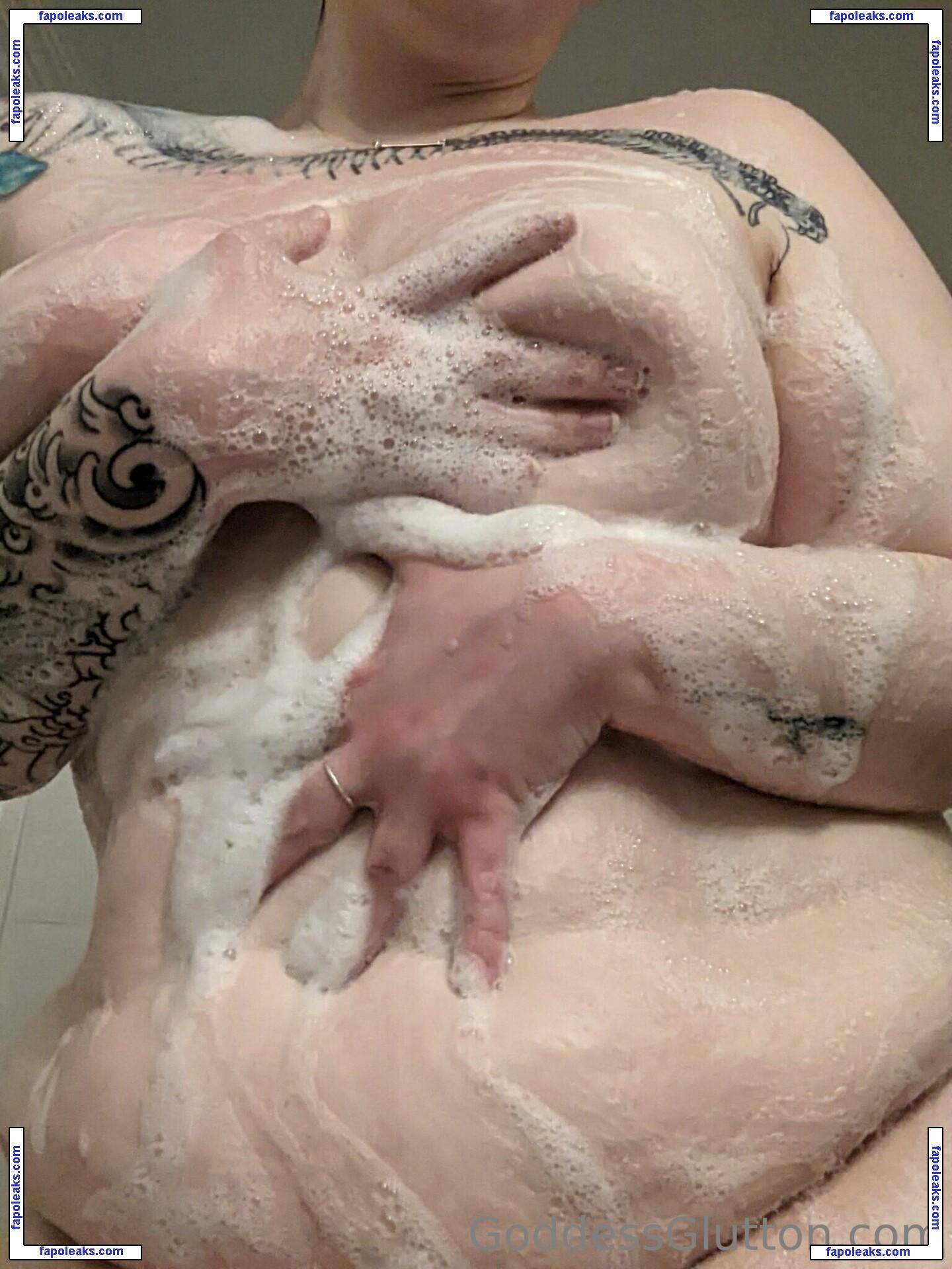 mommyglutton / mommy_meghan_ nude photo #0012 from OnlyFans