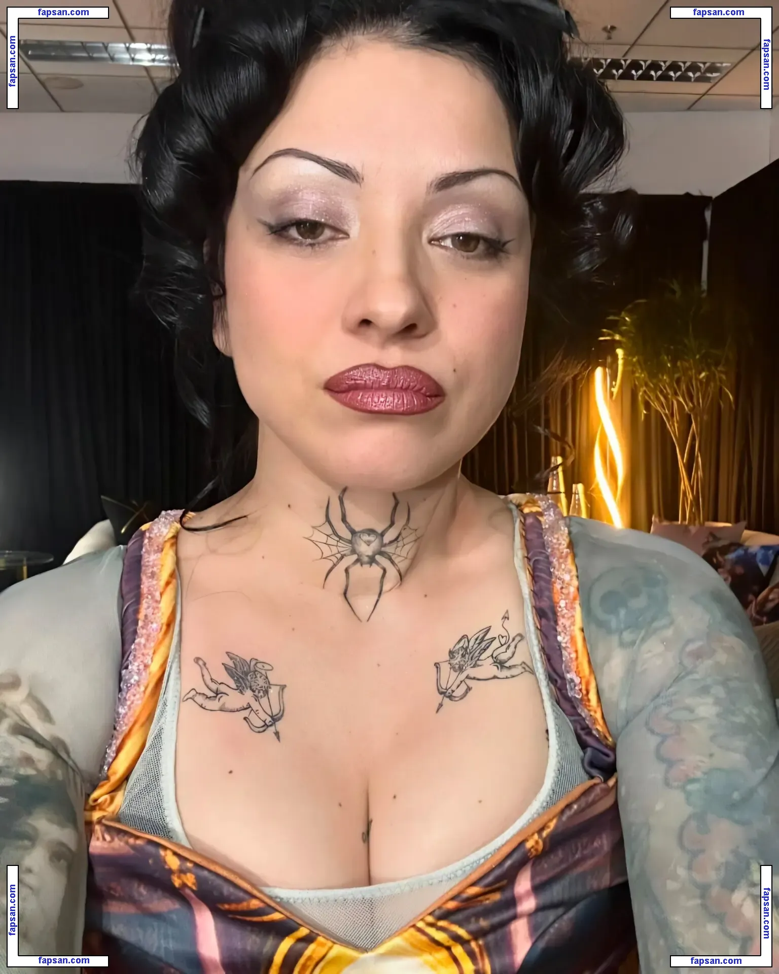 Mon Laferte nude photo #0014 from OnlyFans