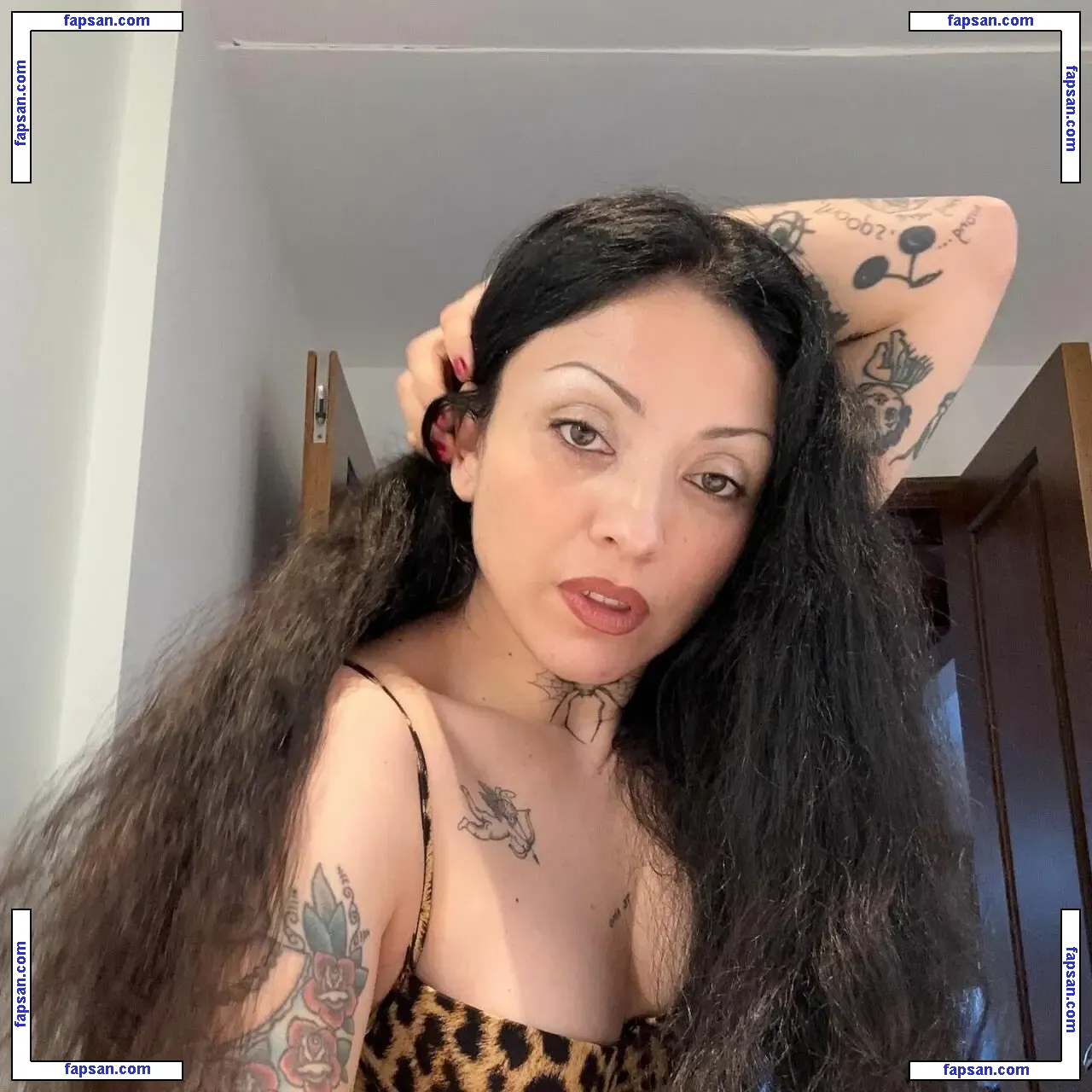 Mon Laferte nude photo #0017 from OnlyFans