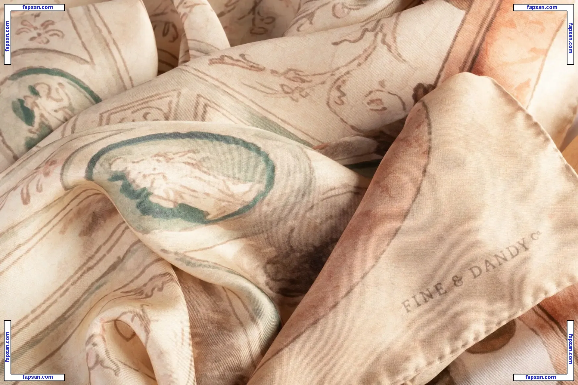 mon_mon nude photo #0008 from OnlyFans