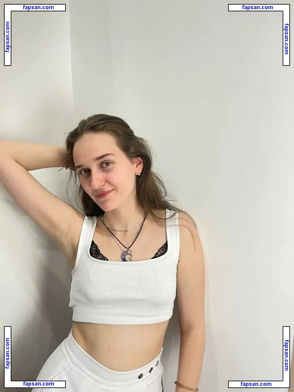 Monadail nude photo #0014 from OnlyFans