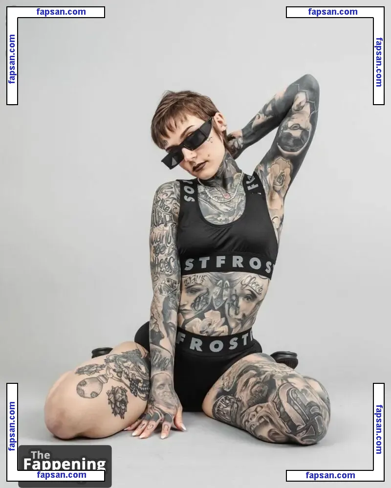 Monami Frost nude photo #0012 from OnlyFans