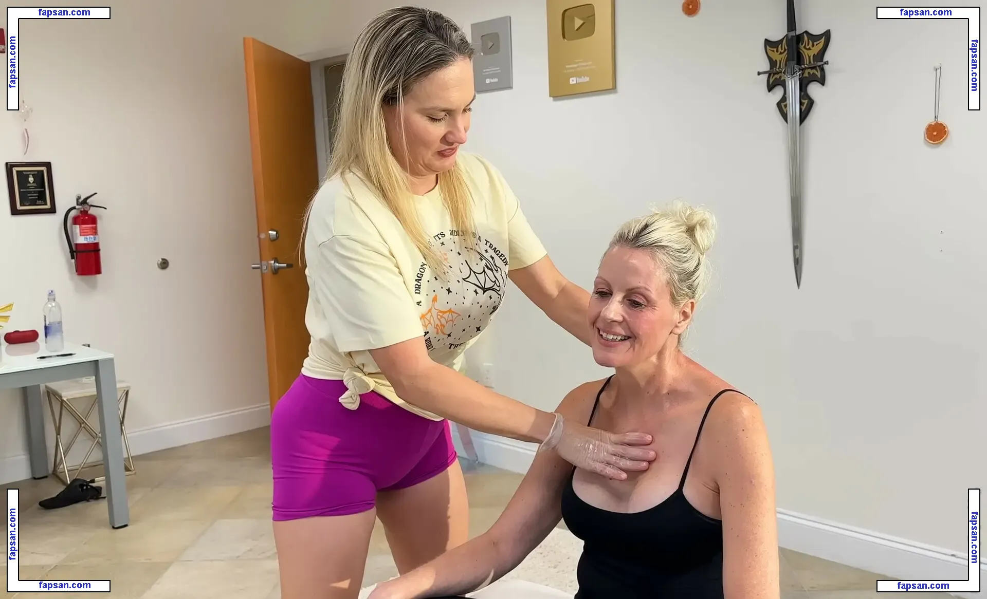 Mondragon Chiropractic nude photo #0144 from OnlyFans