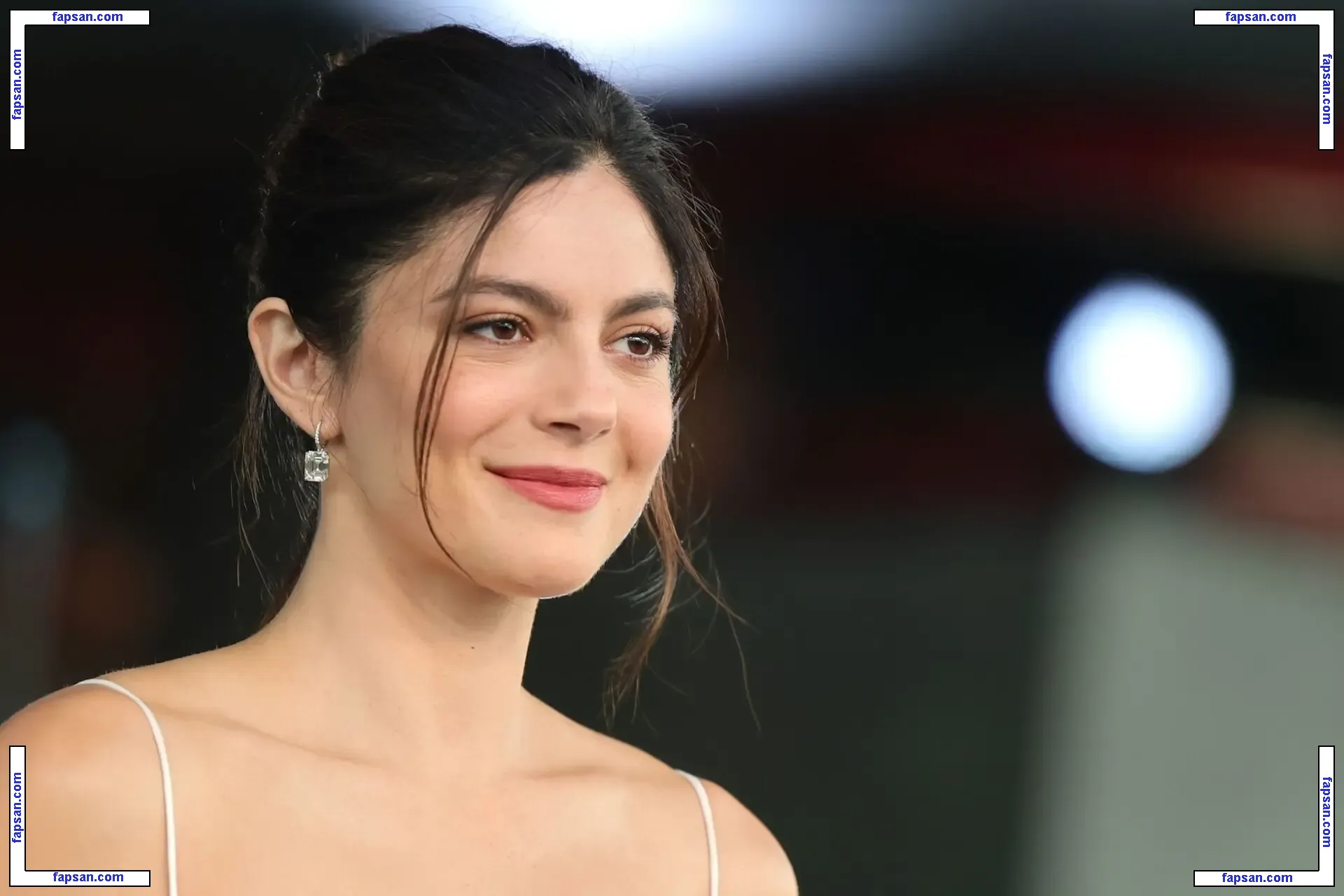 Monica Barbaro голая фото #0141 с Онлифанс