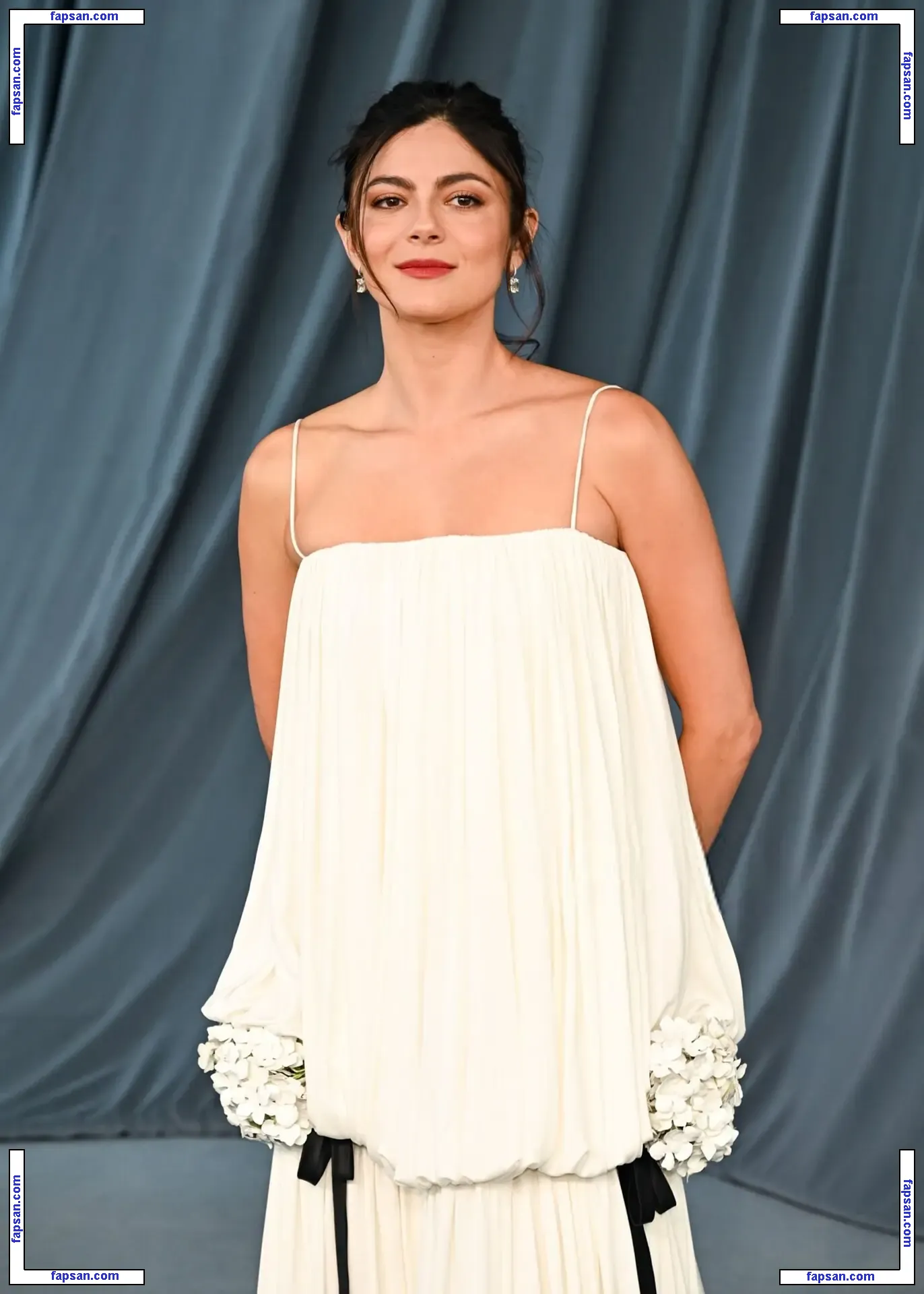 Monica Barbaro голая фото #0143 с Онлифанс