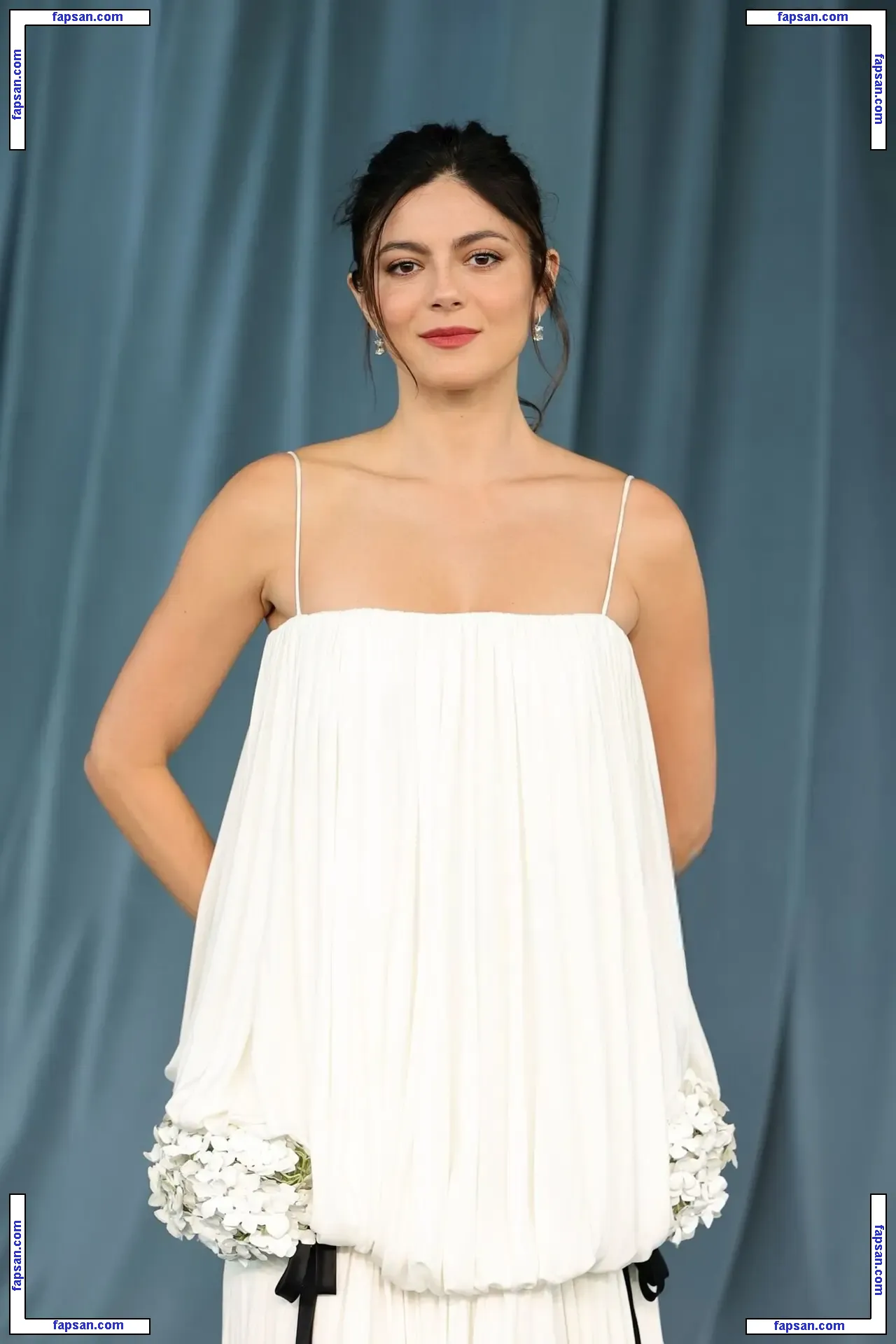 Monica Barbaro голая фото #0145 с Онлифанс