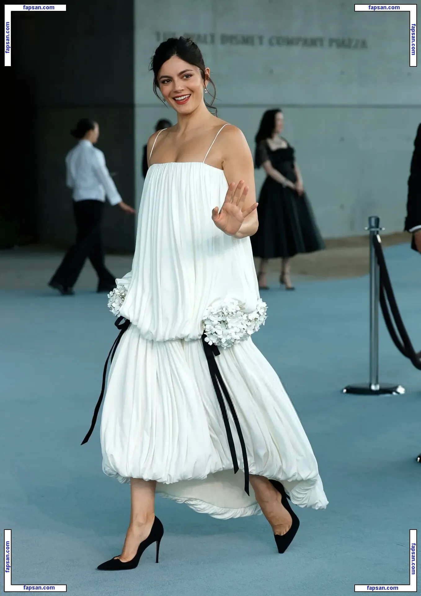 Monica Barbaro голая фото #0149 с Онлифанс