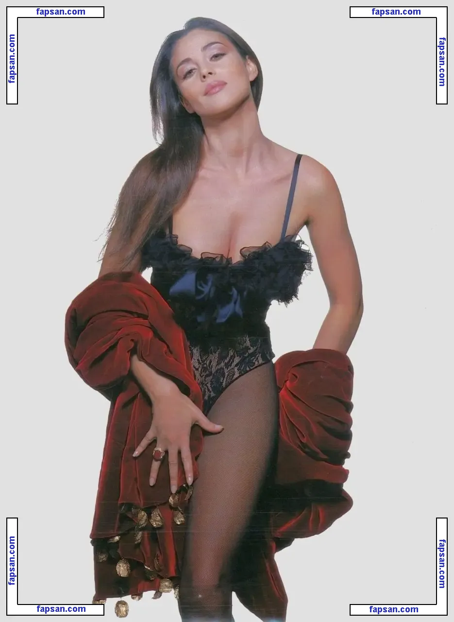 Monica Bellucci nude photo #0261 from OnlyFans