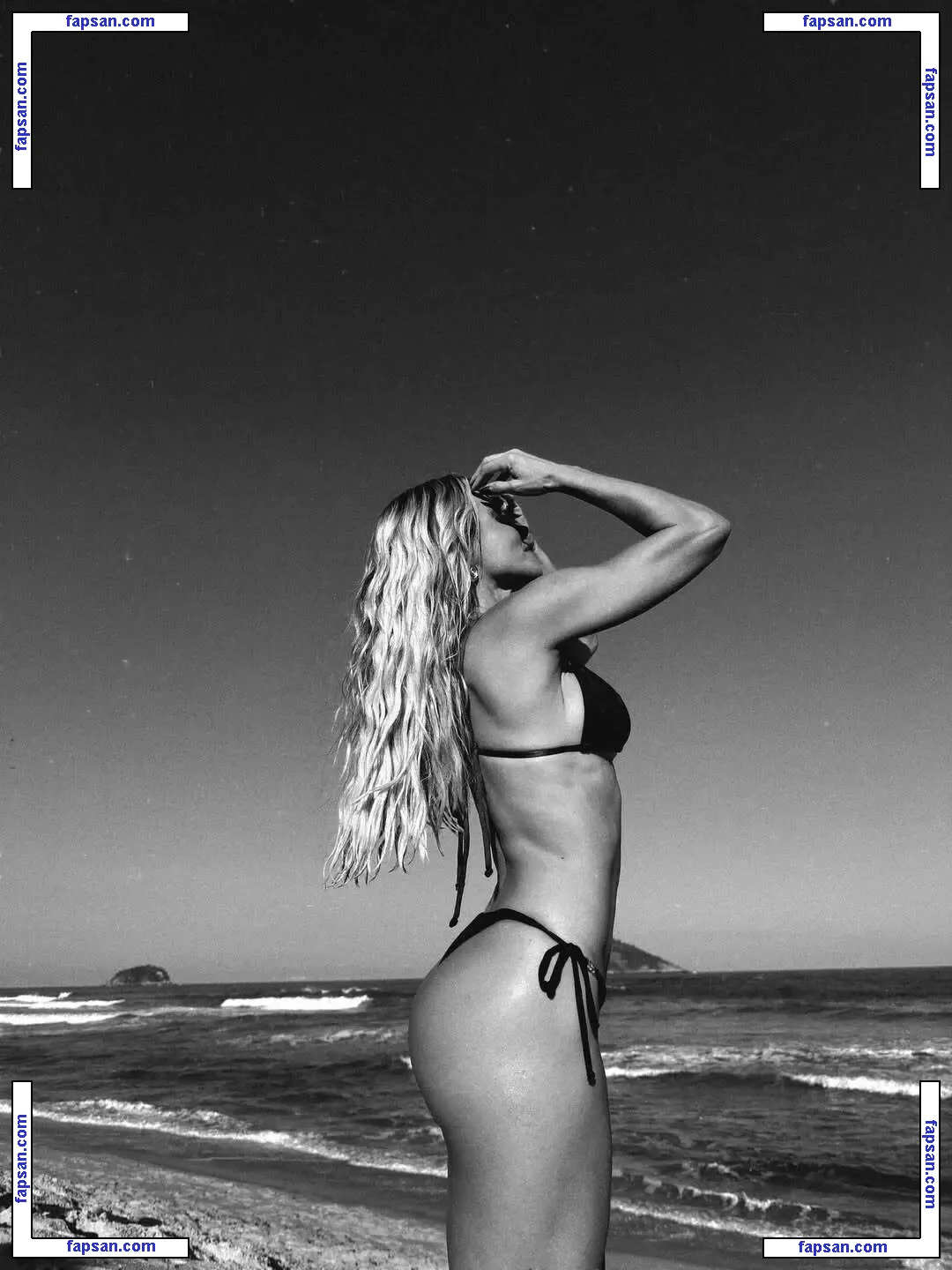 Monique Alfradique голая фото #0082 с Онлифанс