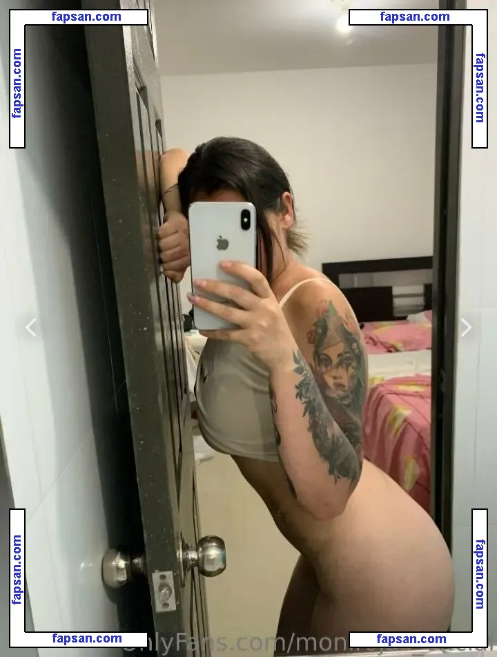 monirojas_oficial nude photo #0002 from OnlyFans