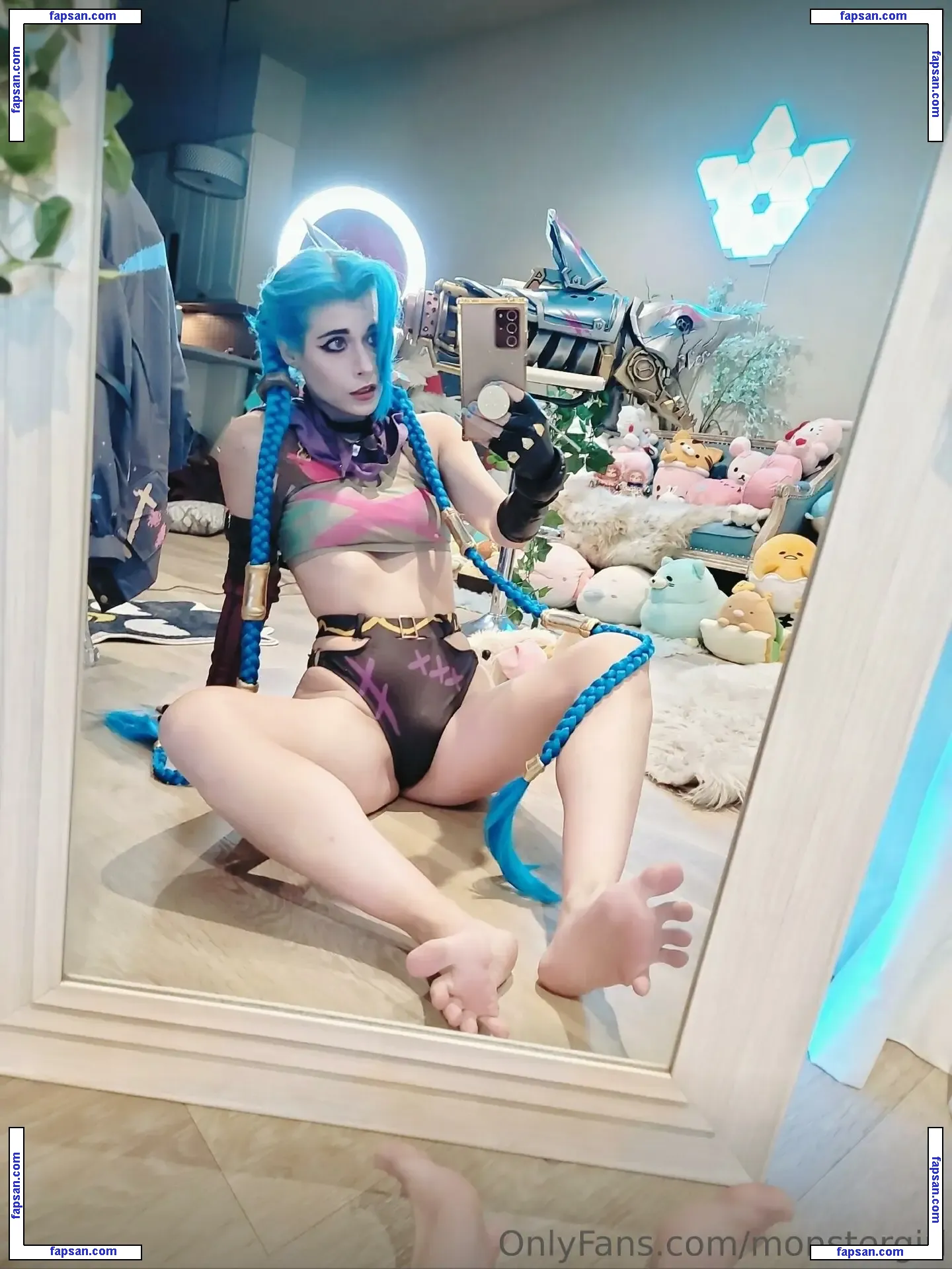 MonsterGirl nude photo #0039 from OnlyFans