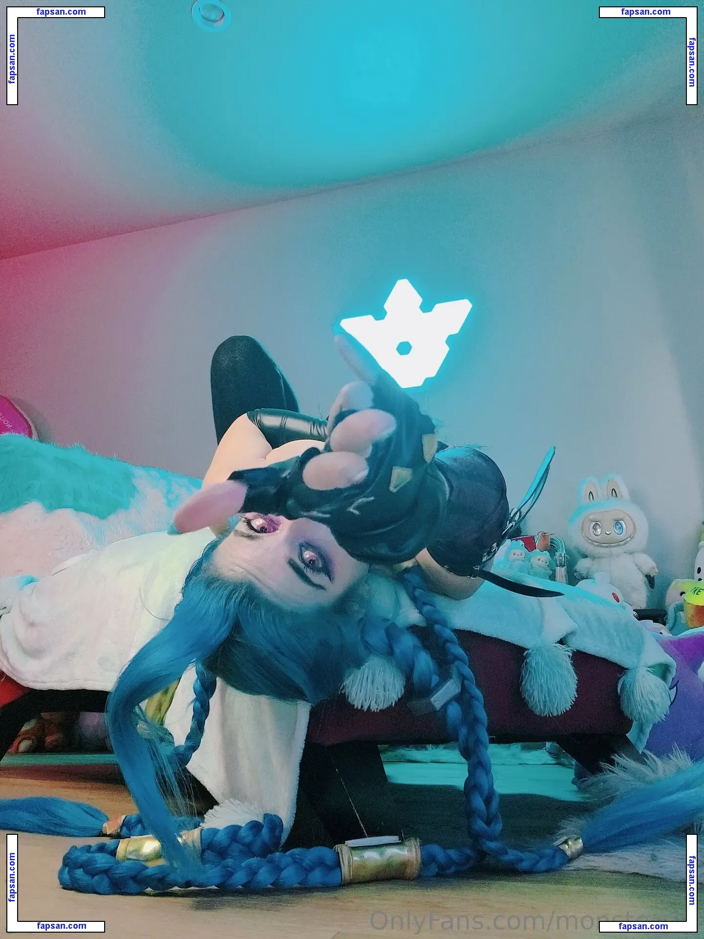 MonsterGirl nude photo #0102 from OnlyFans