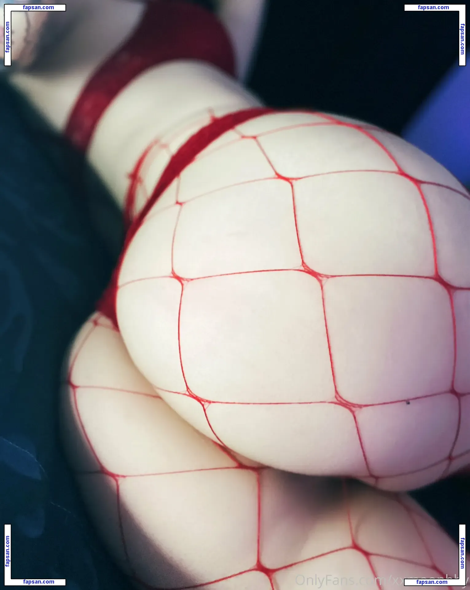 moonscarletta nude photo #0018 from OnlyFans