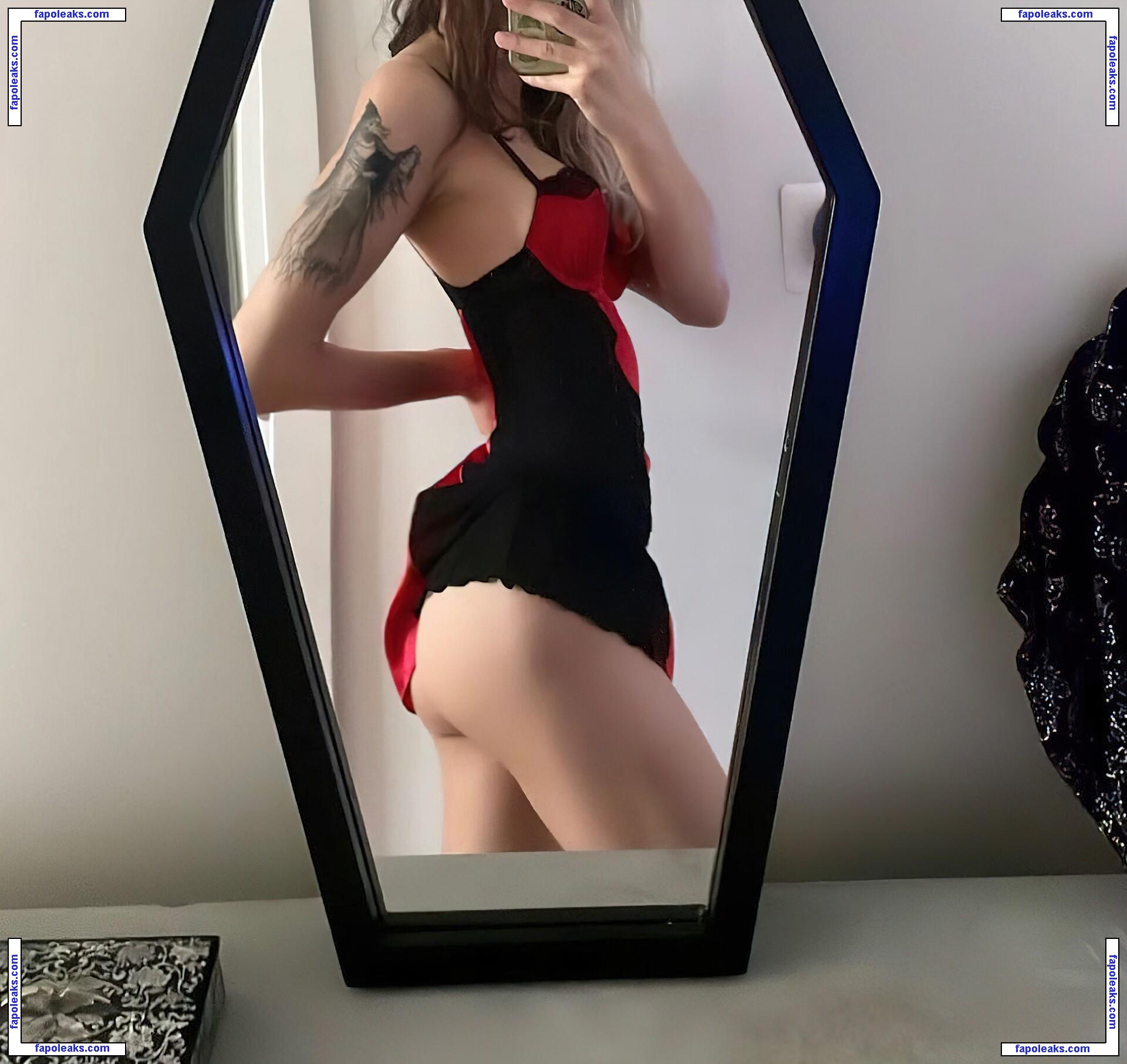 moonstreuxx nude photo #0127 from OnlyFans