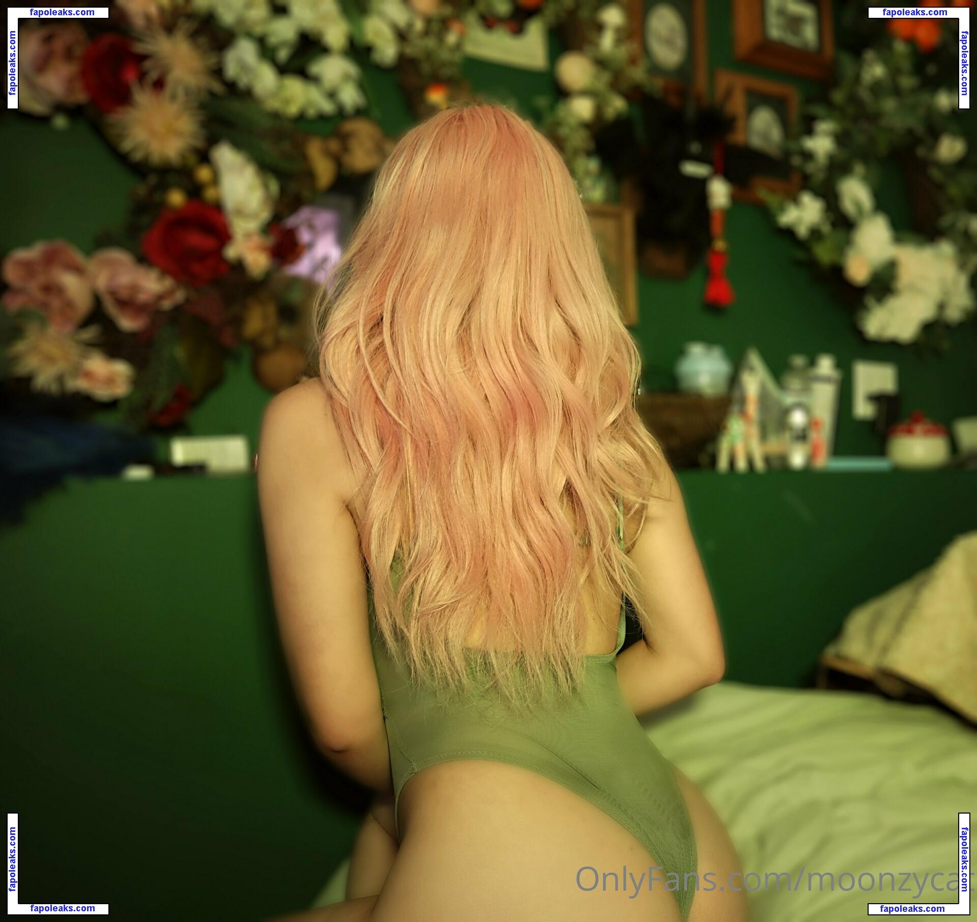 Moonzycat nude photo #0068 from OnlyFans