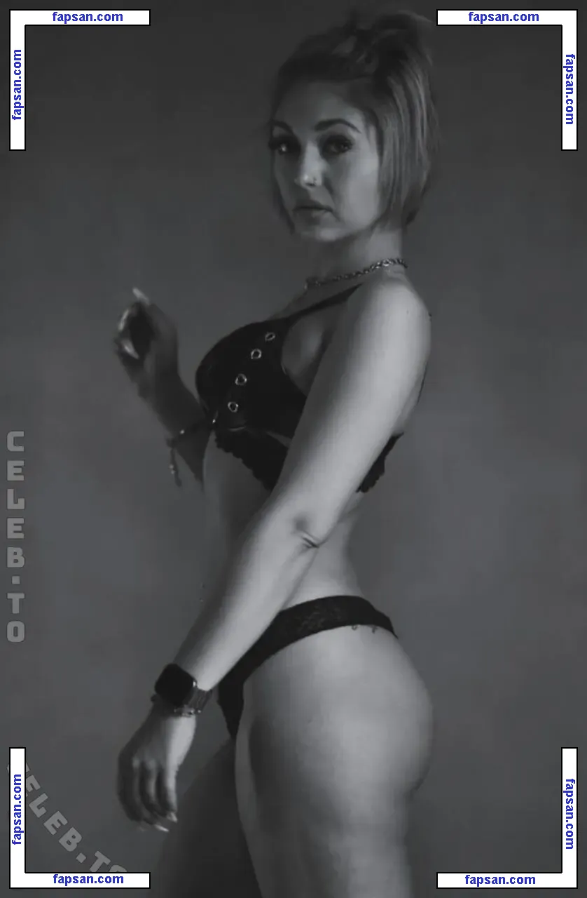 Mopsi Licious nude photo #0002 from OnlyFans