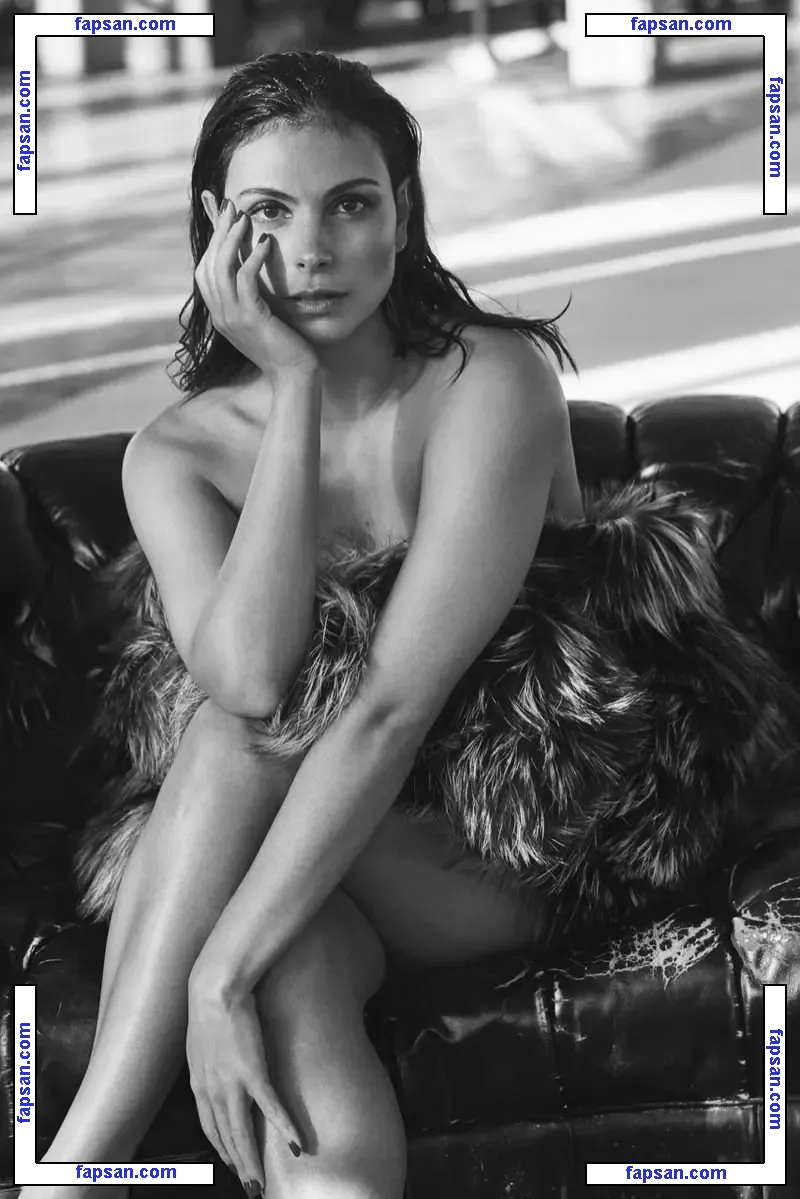 Morena Baccarin голая фото #0139 с Онлифанс