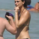 Morena Baccarin голая #0011