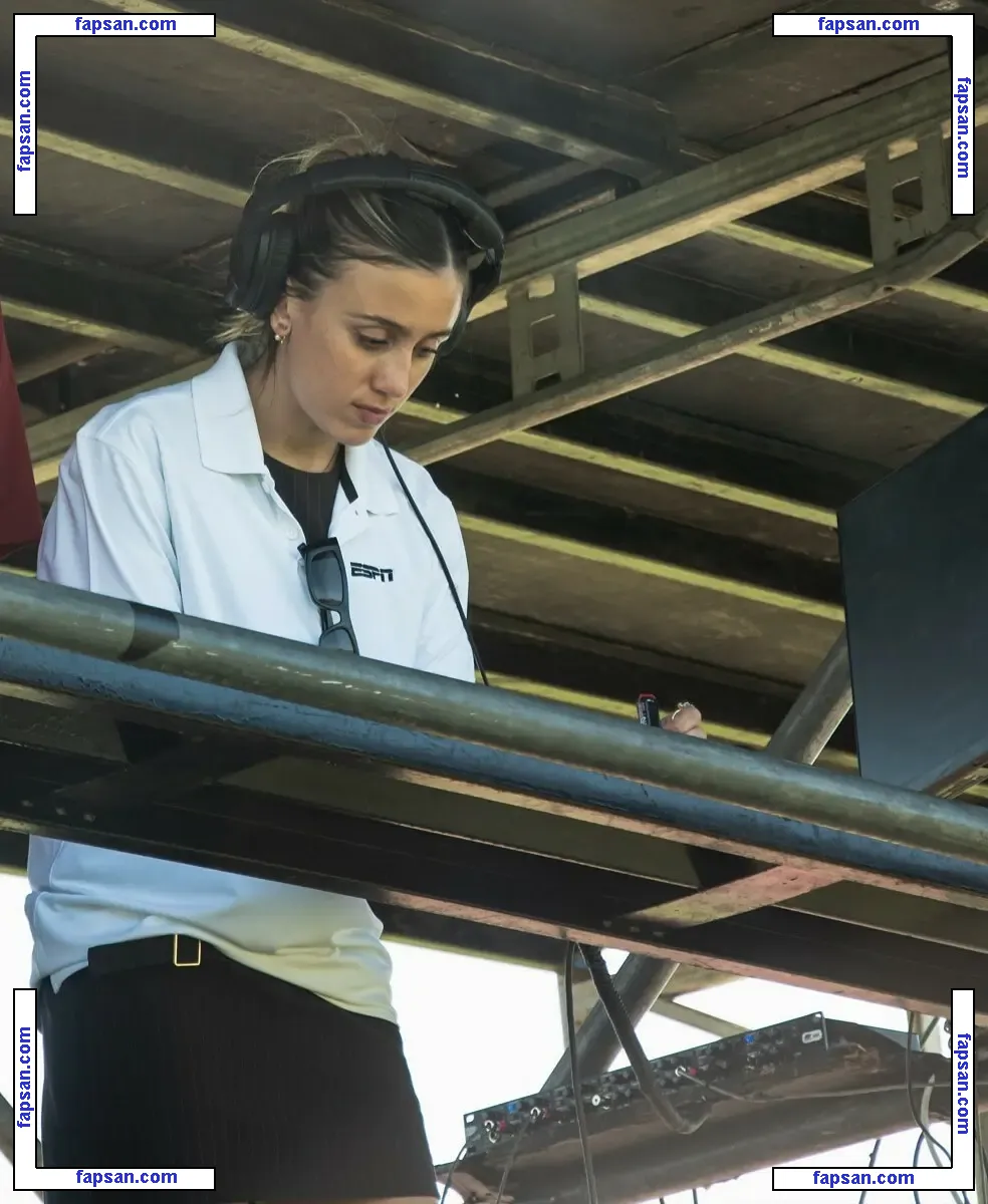 Morena Beltrán голая фото #0044 с Онлифанс