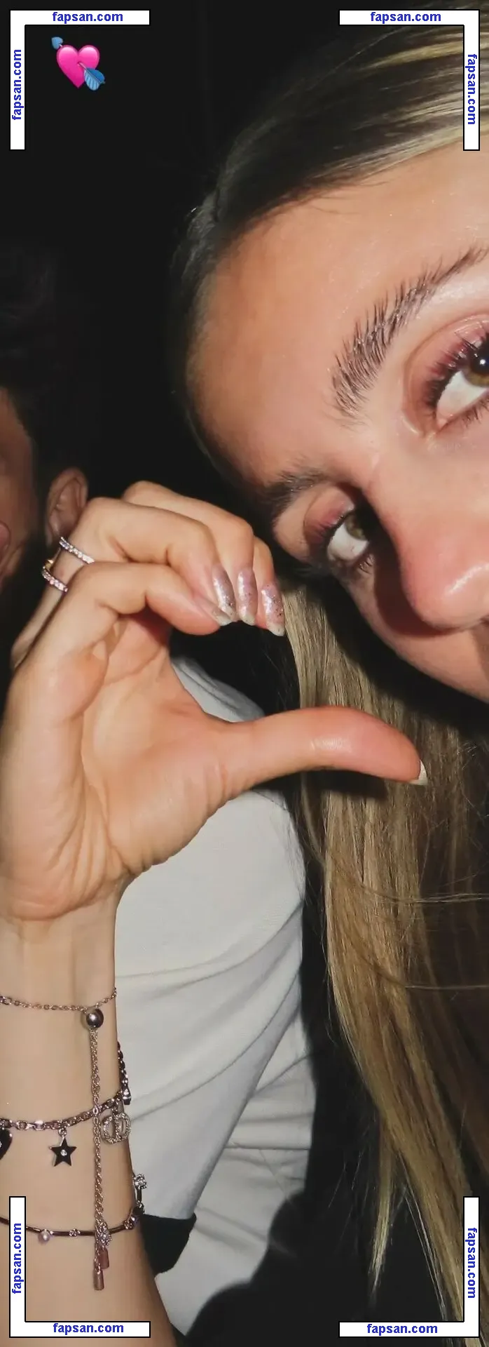 Morena Beltrán голая фото #0050 с Онлифанс