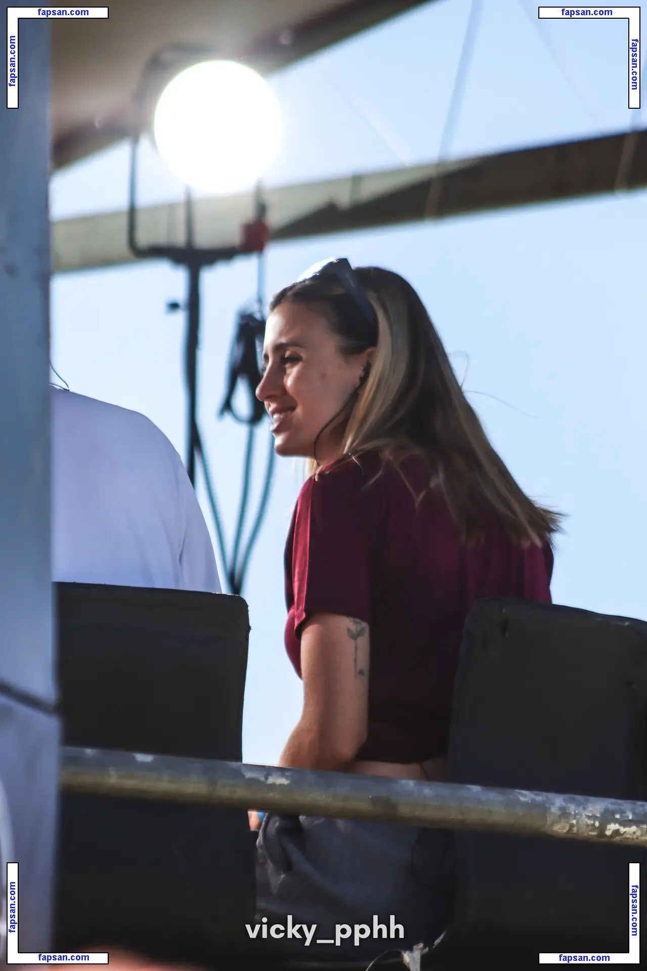 Morena Beltrán голая фото #0056 с Онлифанс