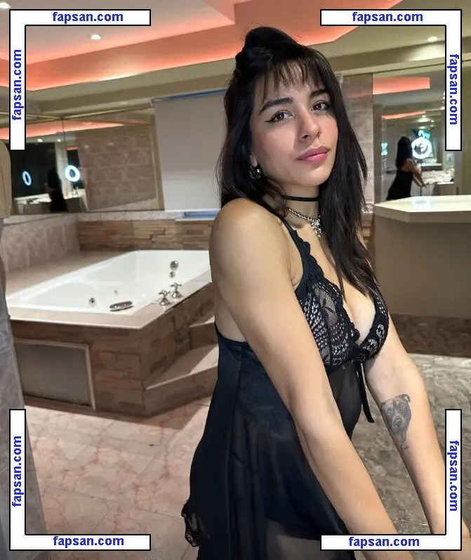 Morenita nude photo #0077 from OnlyFans