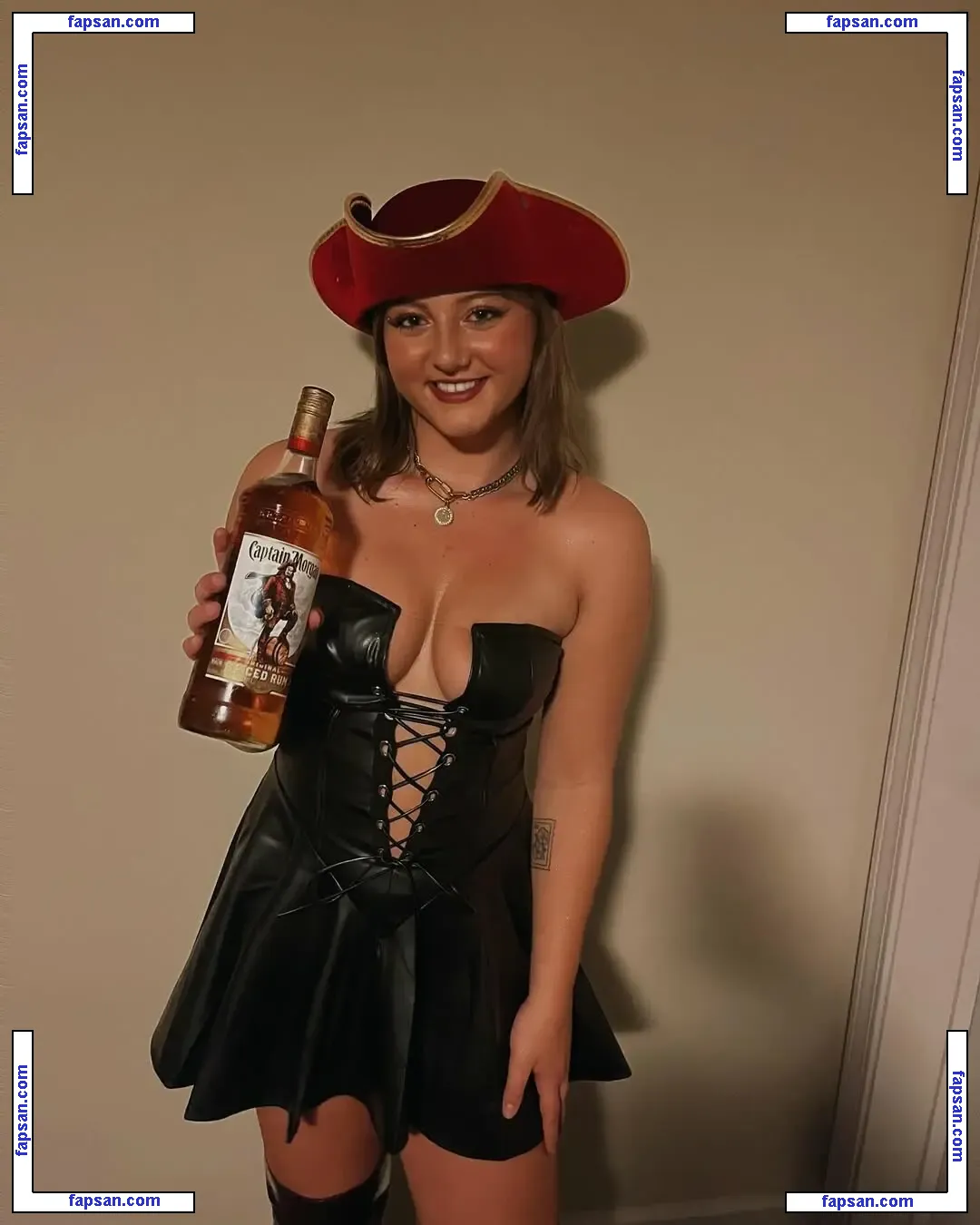 Morgan Allan nude photo #0021 from OnlyFans