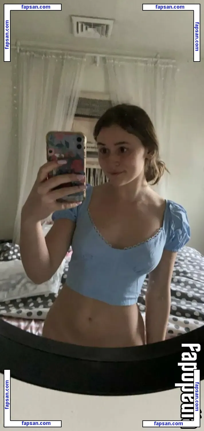 Morgan Cline голая фото #0021 с Онлифанс