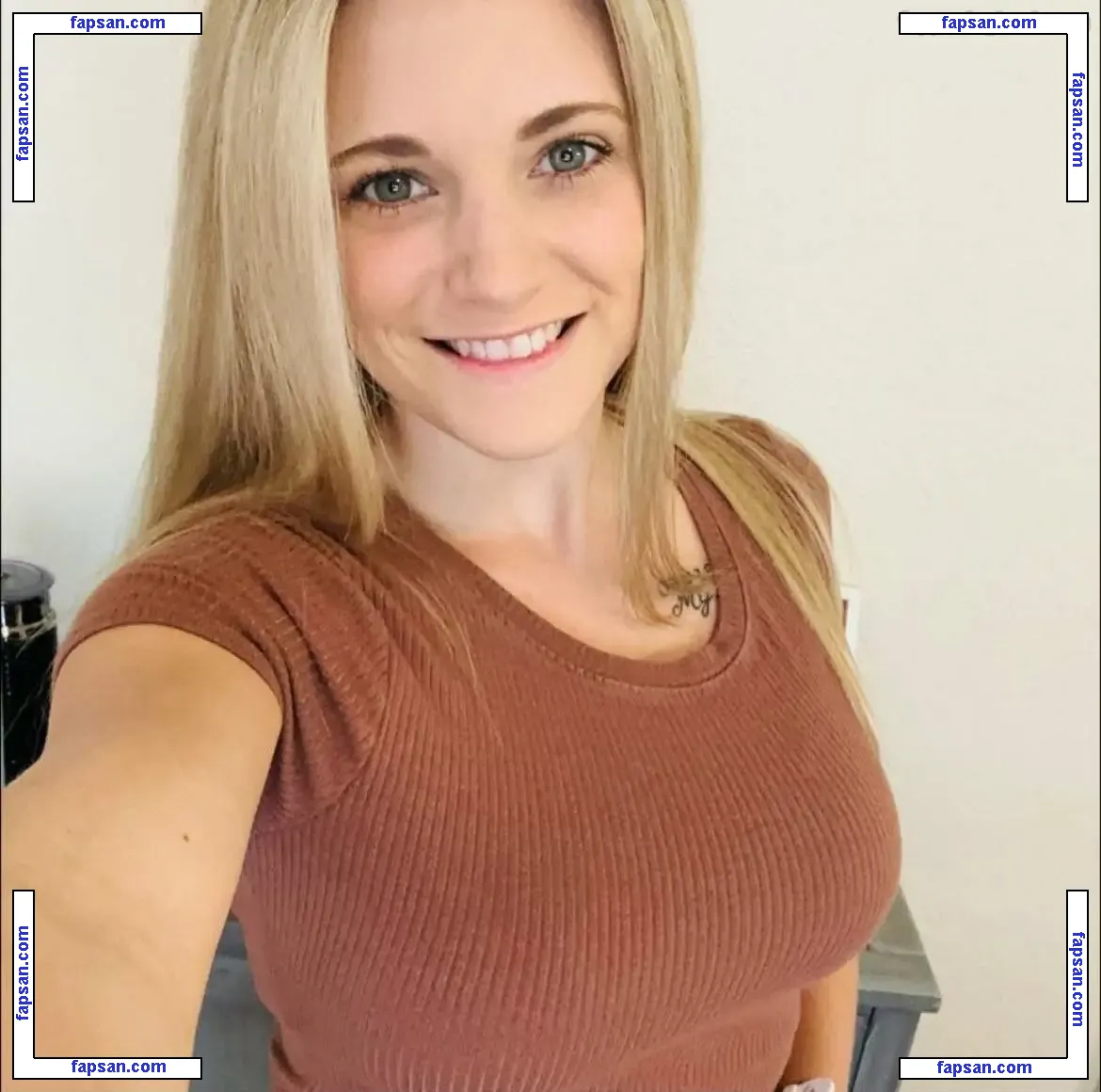 Morgan голая фото #0048 с Онлифанс