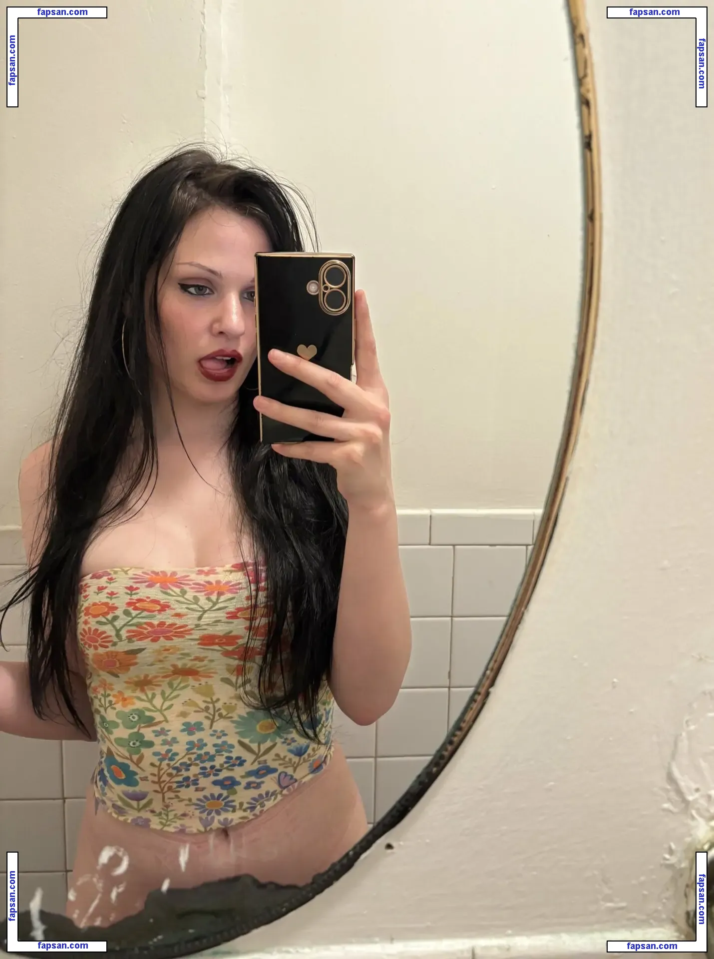 mornings0da nude photo #0001 from OnlyFans