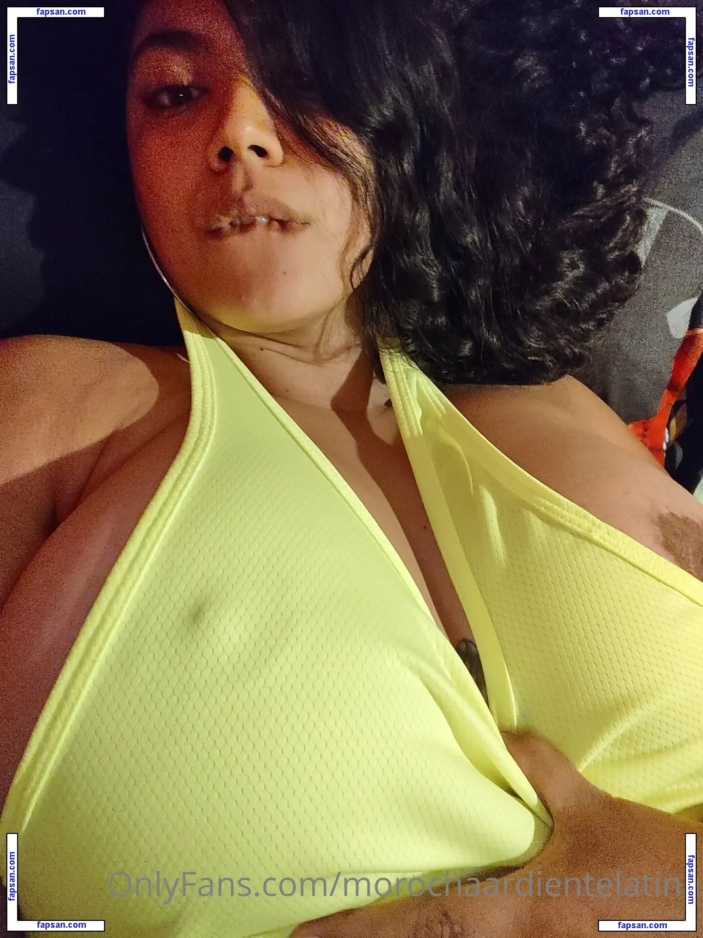 morochaardientelatina / morenalatina nude photo #0001 from OnlyFans