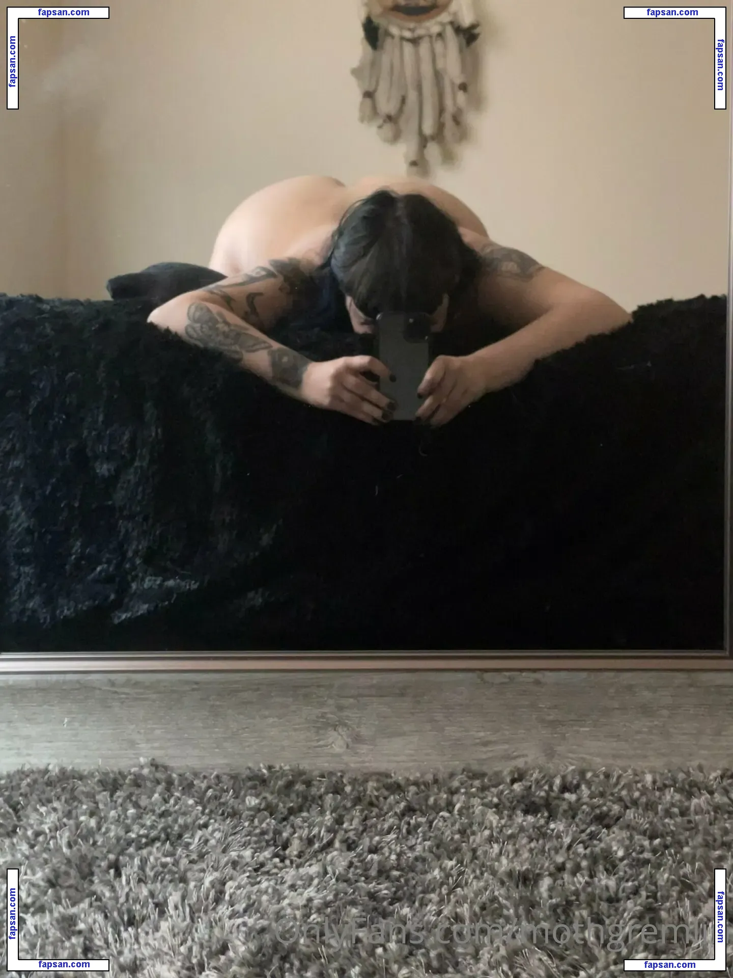 mothgremlin nude photo #0012 from OnlyFans