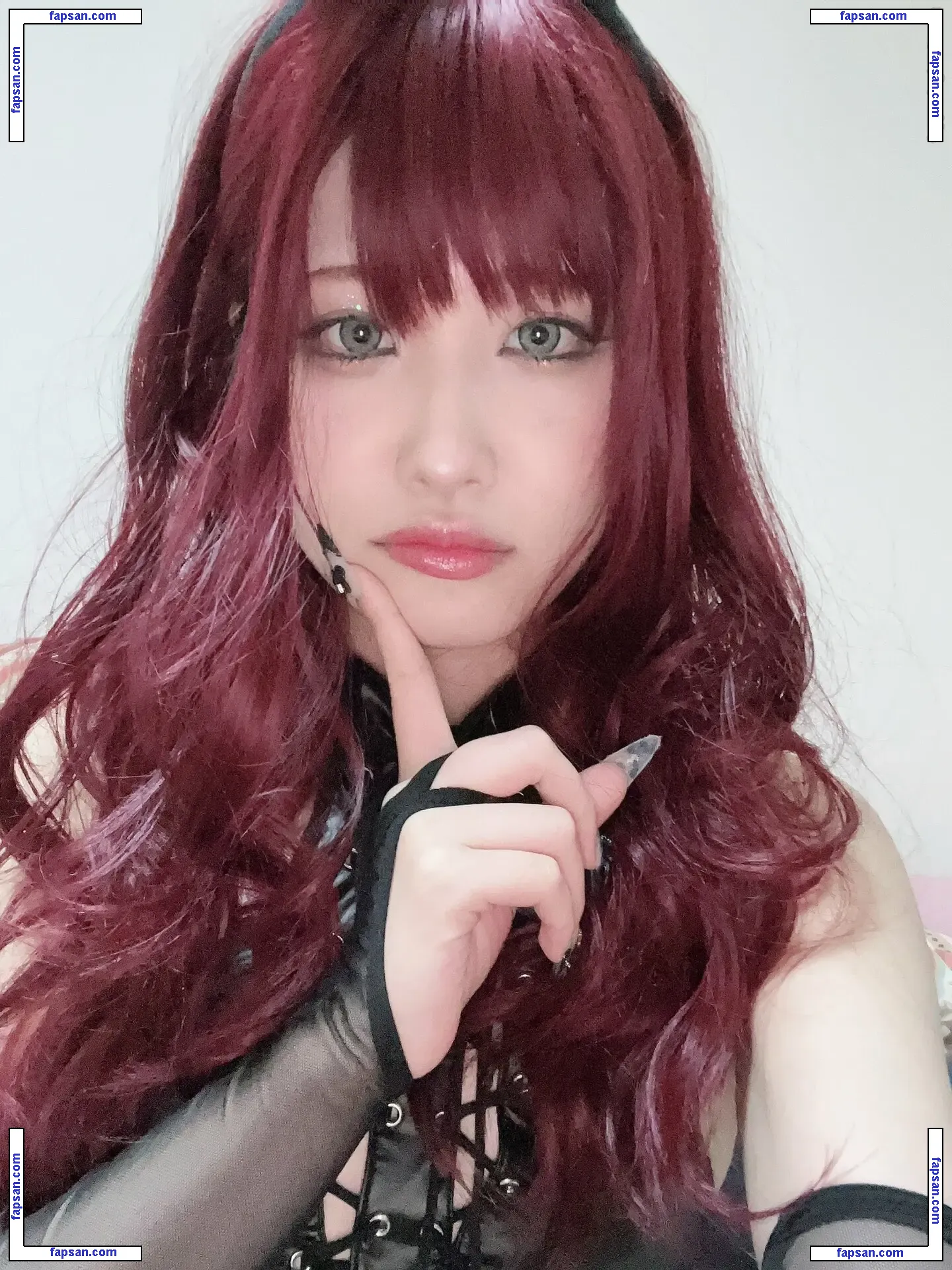 MothYuiChyaSo голая фото #0001 с Онлифанс