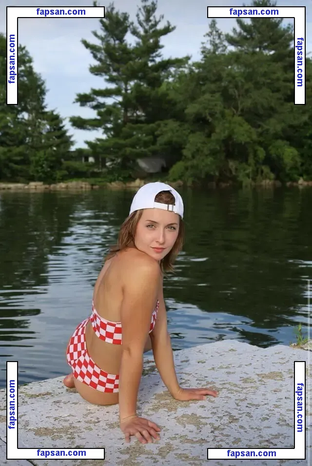 Motorsports Molly nude photo #0027 from OnlyFans