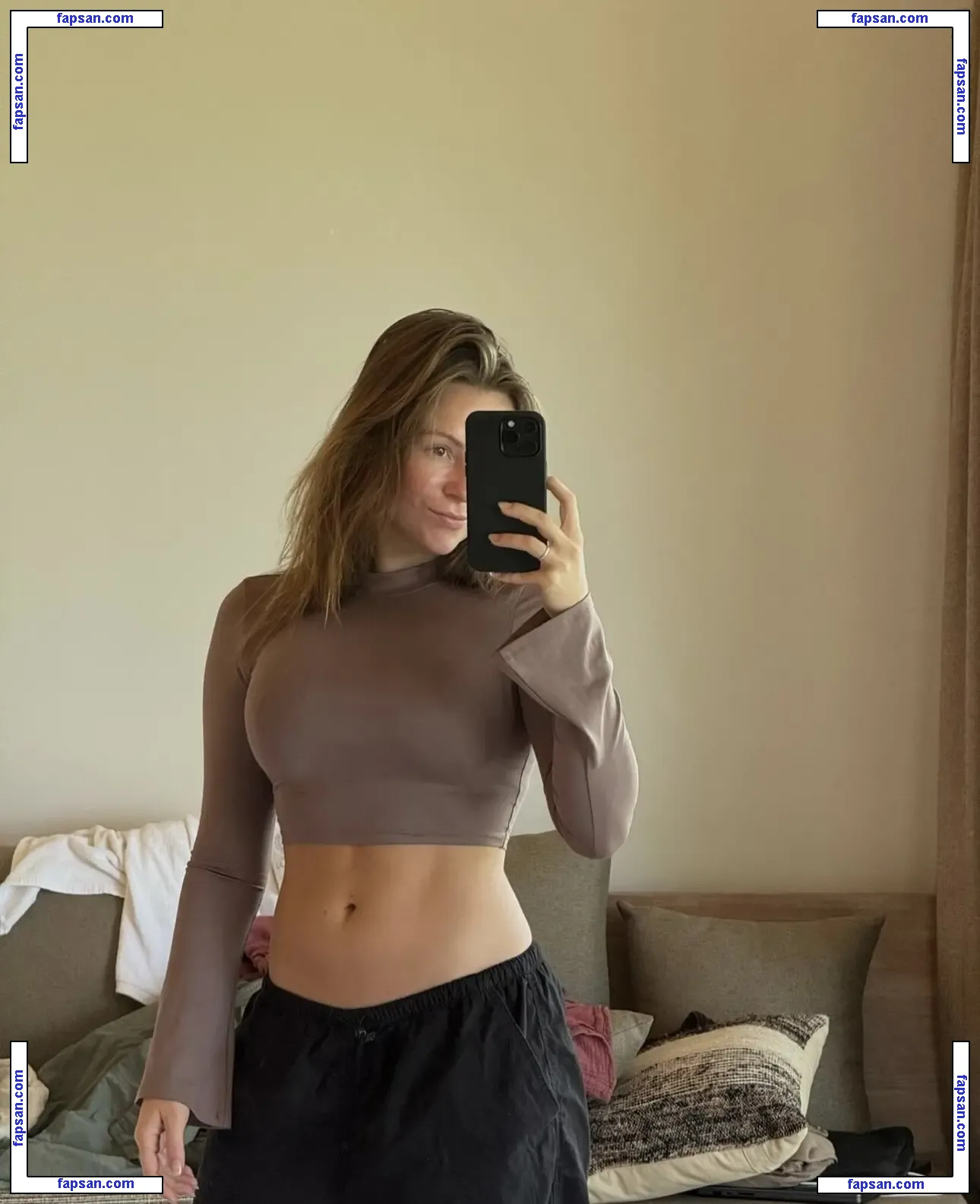 Mouritzen nude photo #0005 from OnlyFans