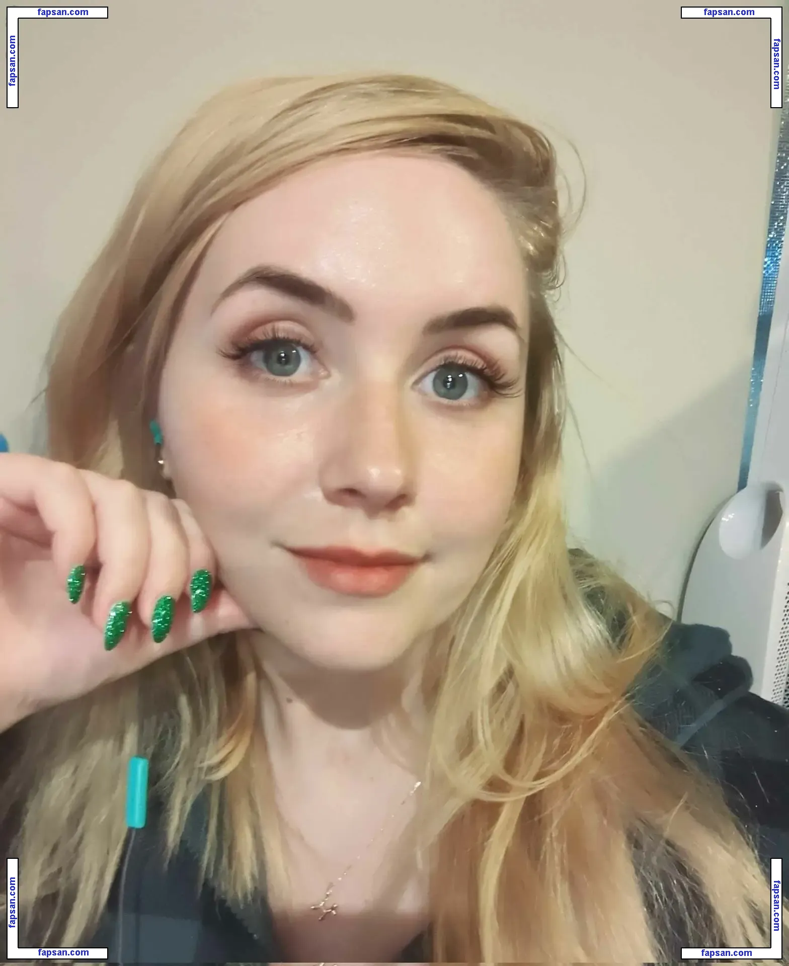 Moxier4wr nude photo #0017 from OnlyFans