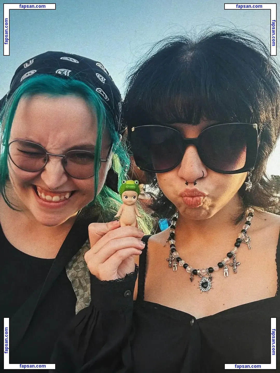 Mrizzy голая фото #0002 с Онлифанс