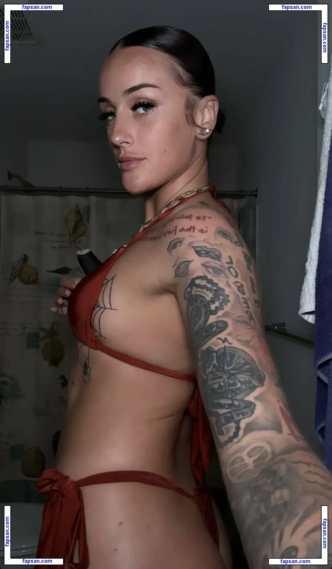 MsTattedbuckets nude photo #0008 from OnlyFans