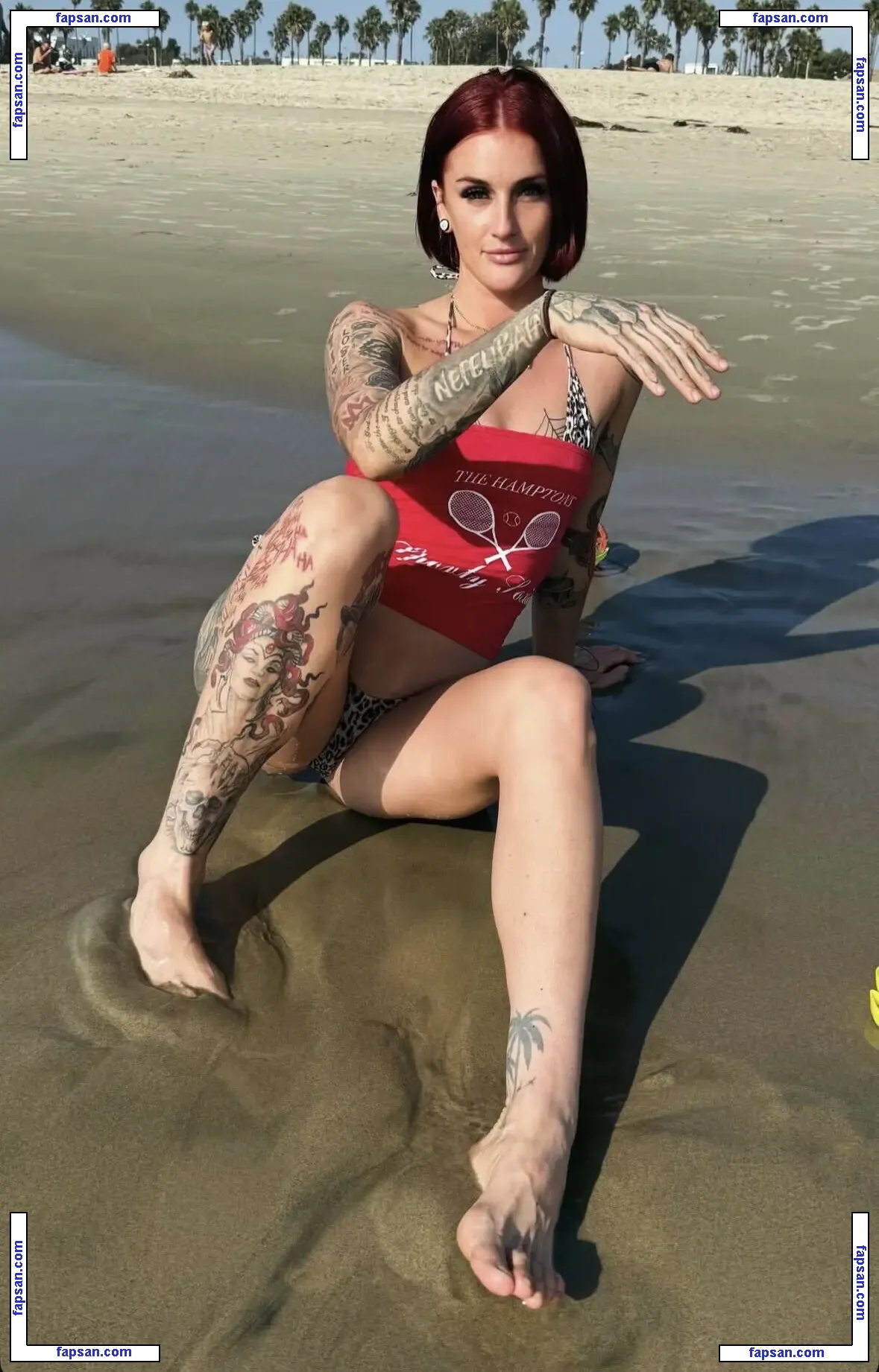 MsTattedbuckets nude photo #0019 from OnlyFans