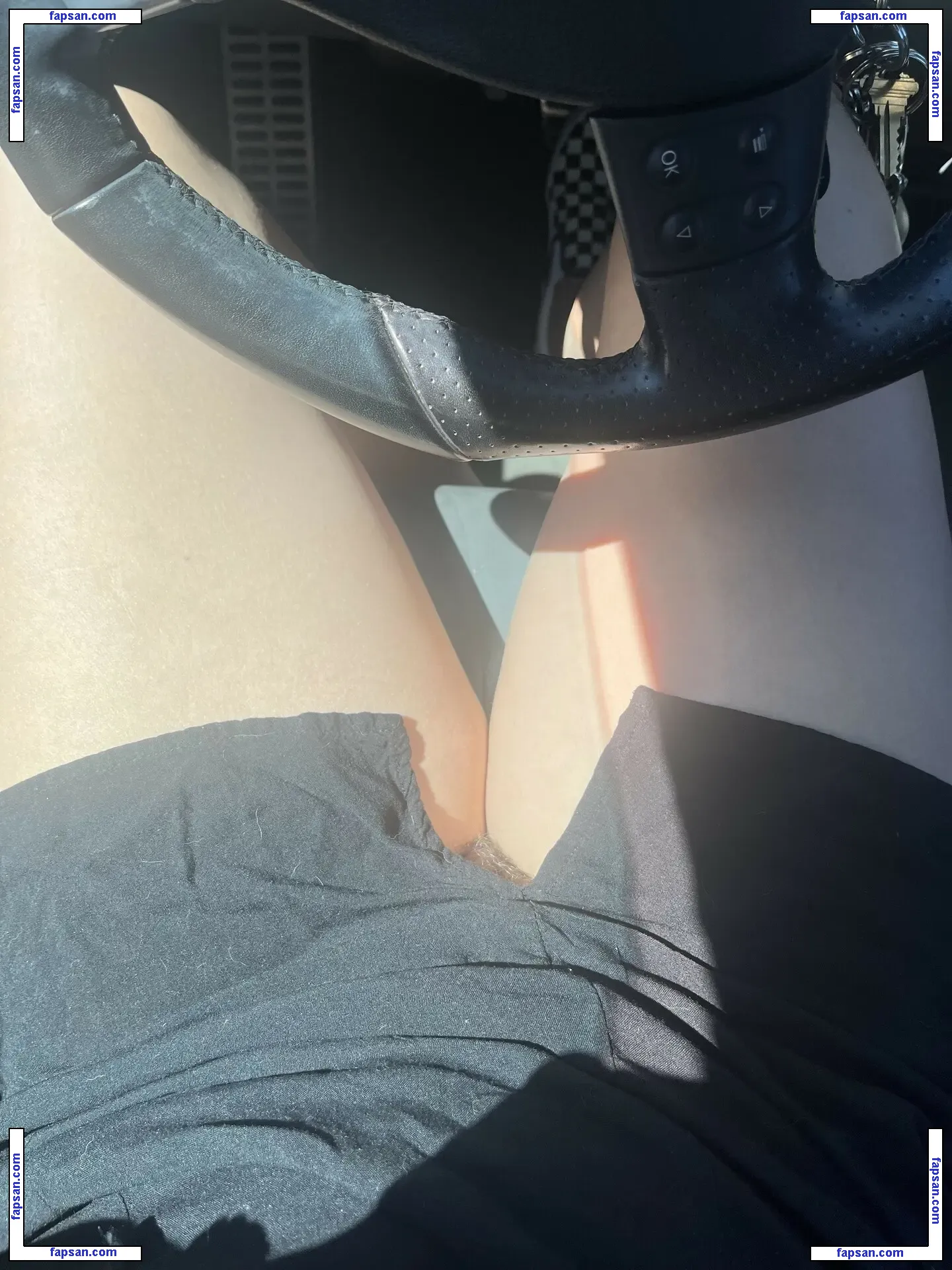 Msvioletvixxen nude photo #0002 from OnlyFans